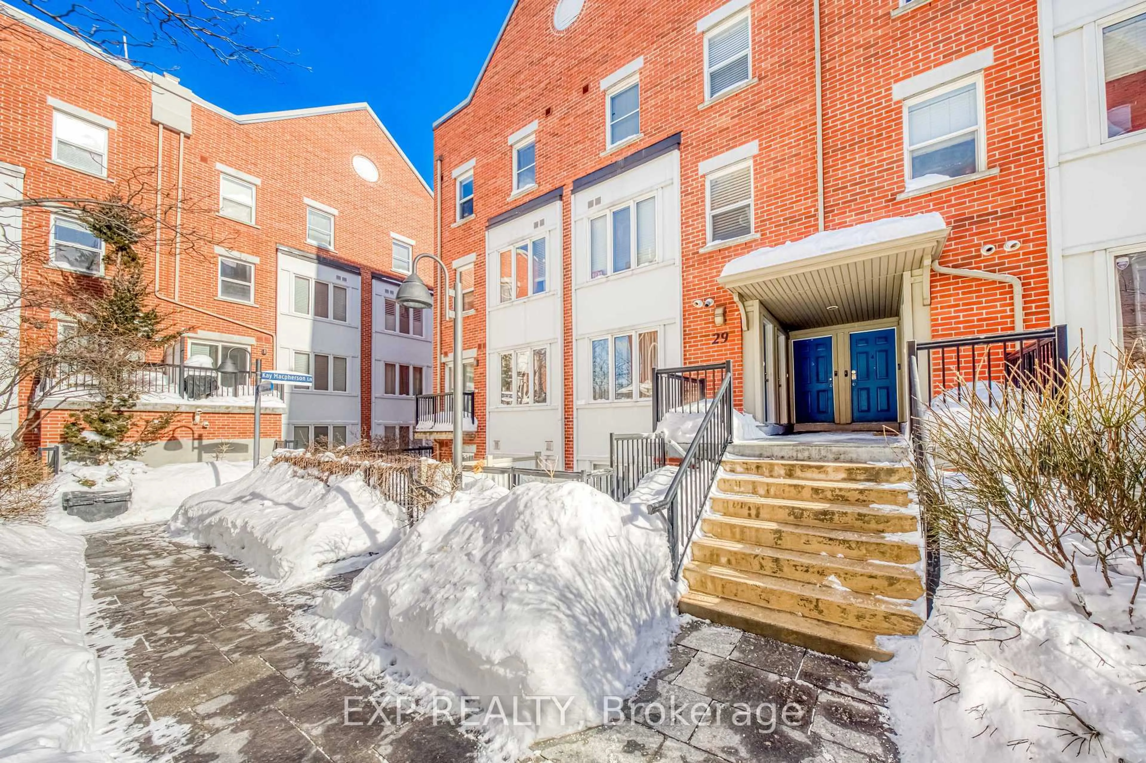 Unknown for 29 Frances Loring Lane #2, Toronto Ontario M4M 3E8