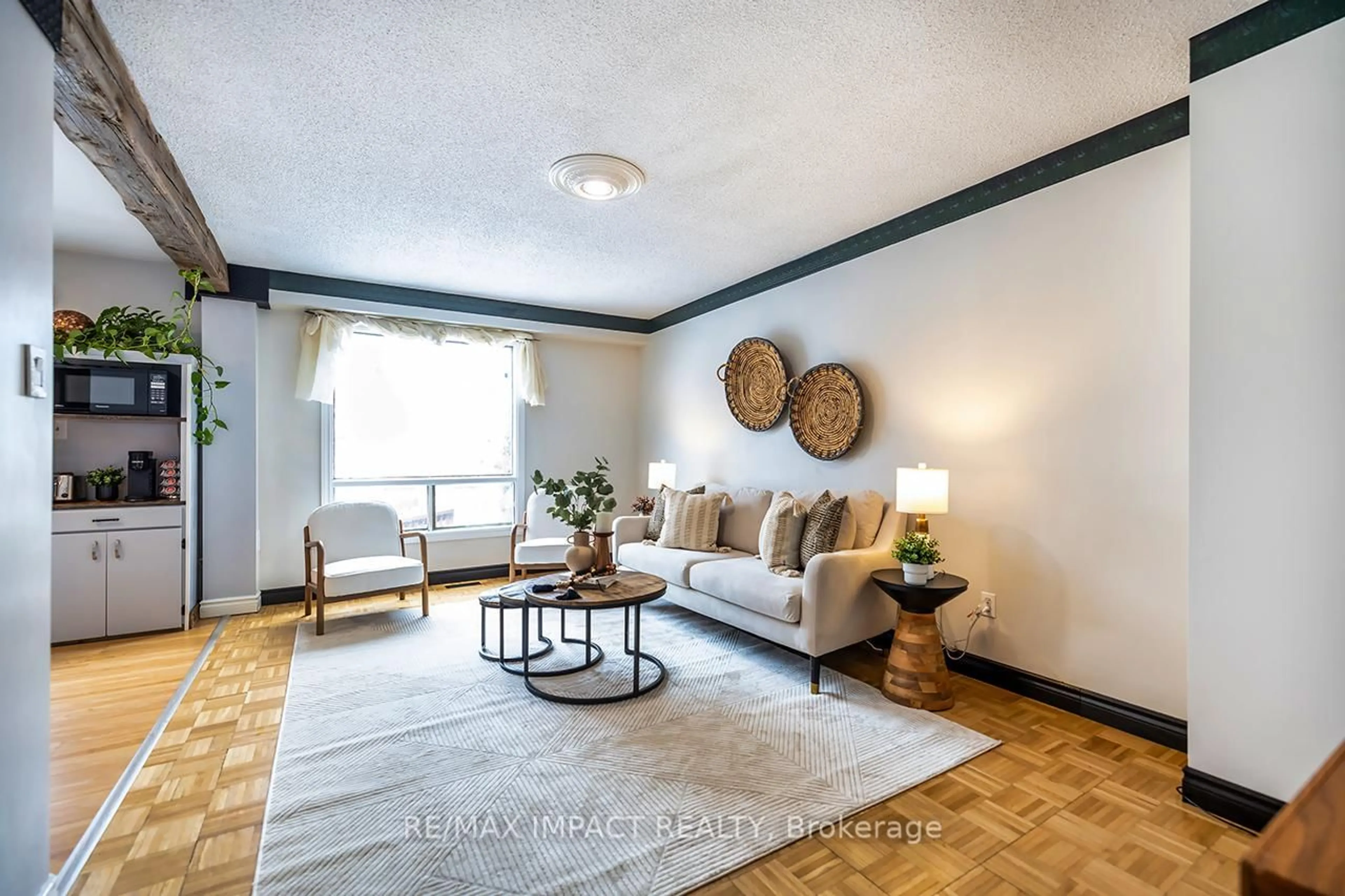 Living room with furniture, unknown for 25 Soper Creek Dr, Clarington Ontario L1C 4G3