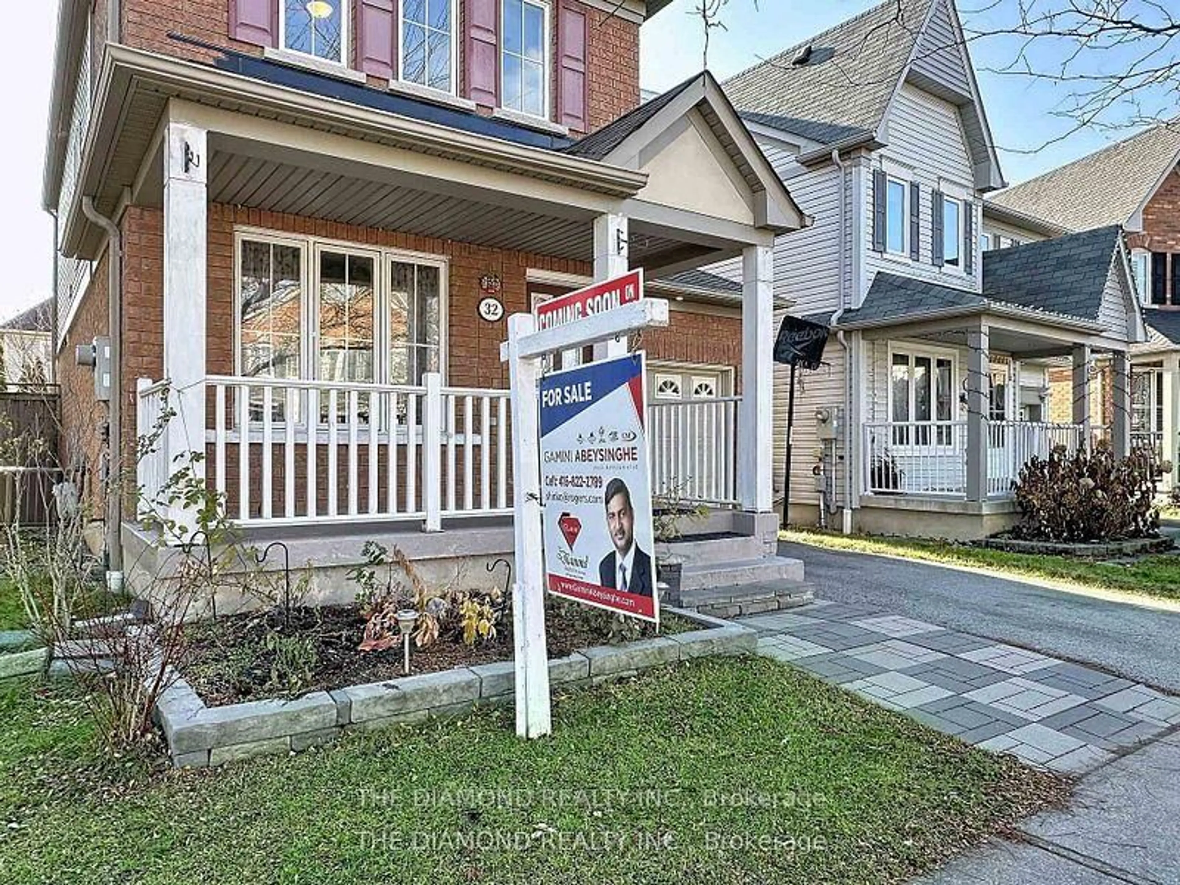 Home with brick exterior material, street for 32 Marriner Cres, Ajax Ontario L1Z 1Z1