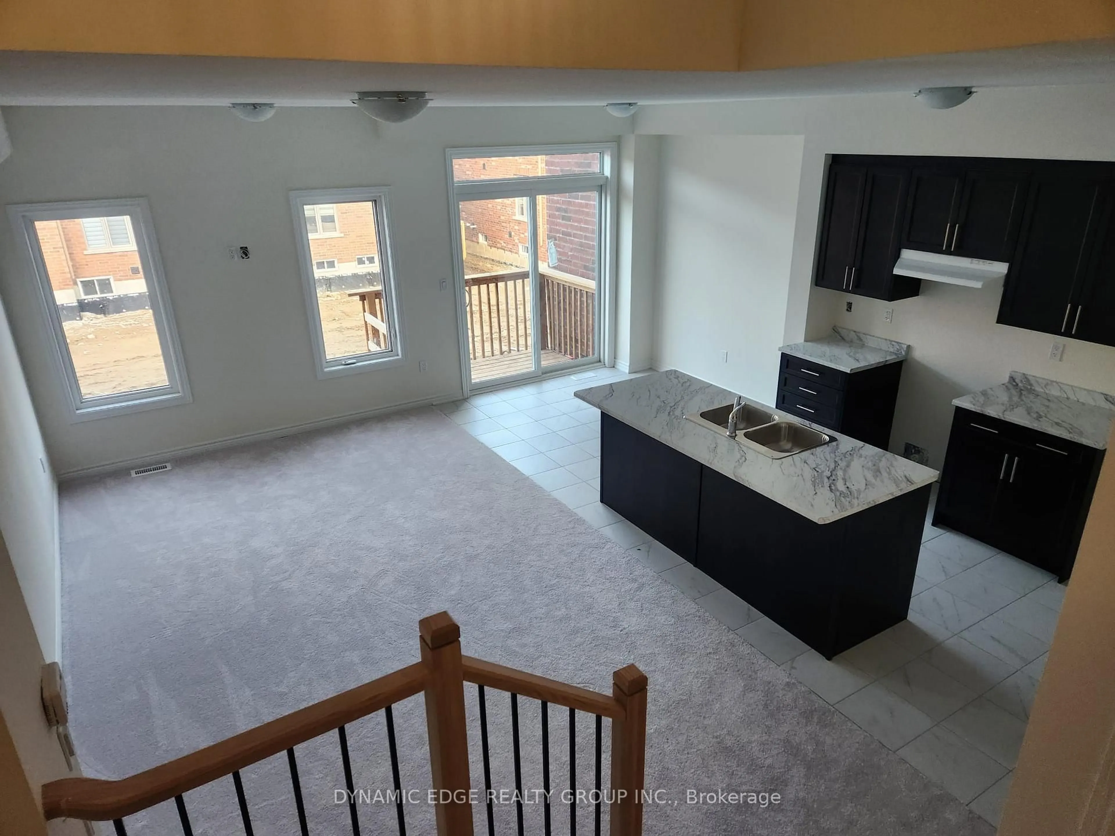 Open concept kitchen, unknown for 93 North Garden Blvd, Scugog Ontario L9L 1B3