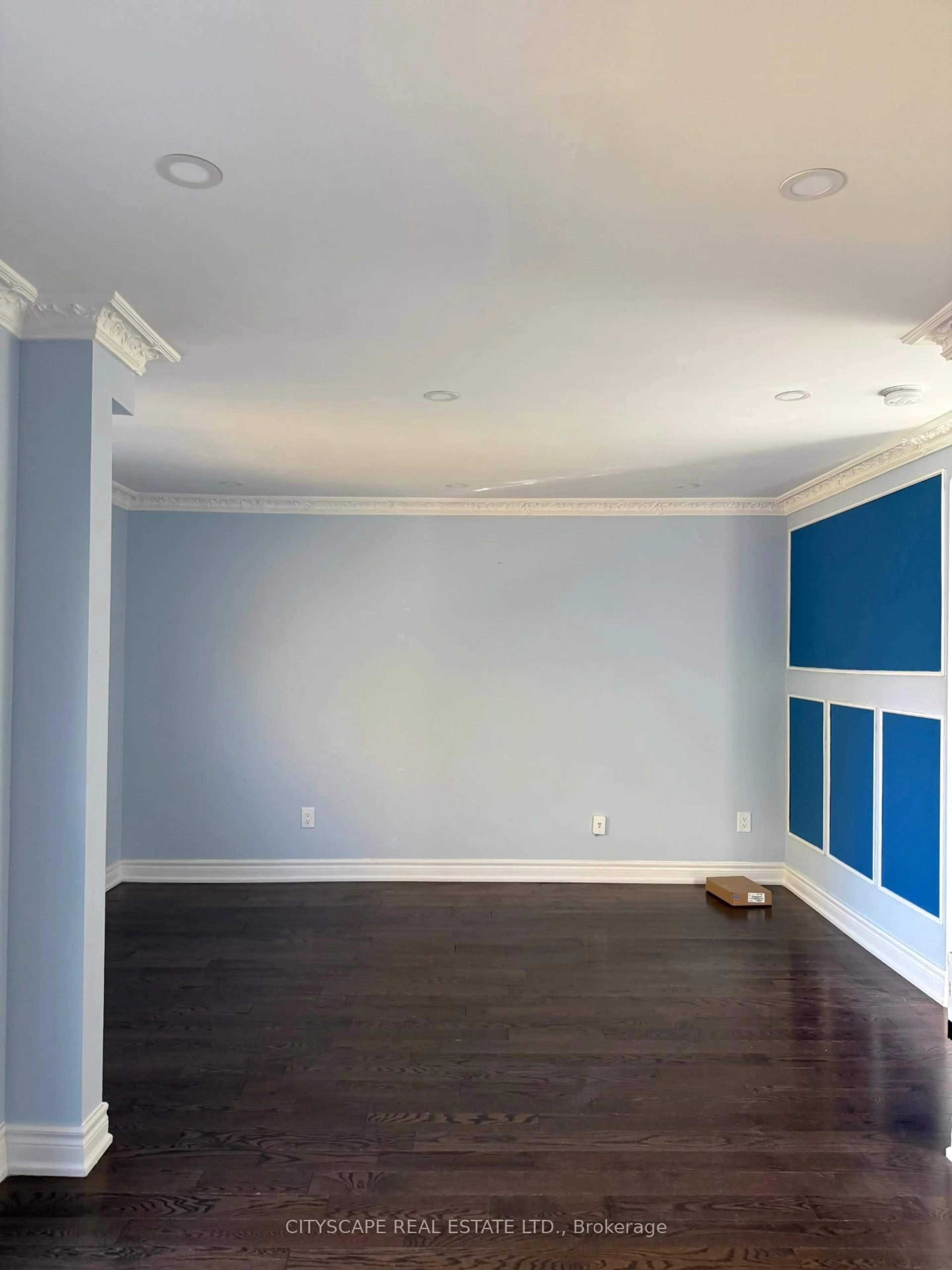 A pic of a room for 82 Chatfield Dr, Ajax Ontario L1T 2J9