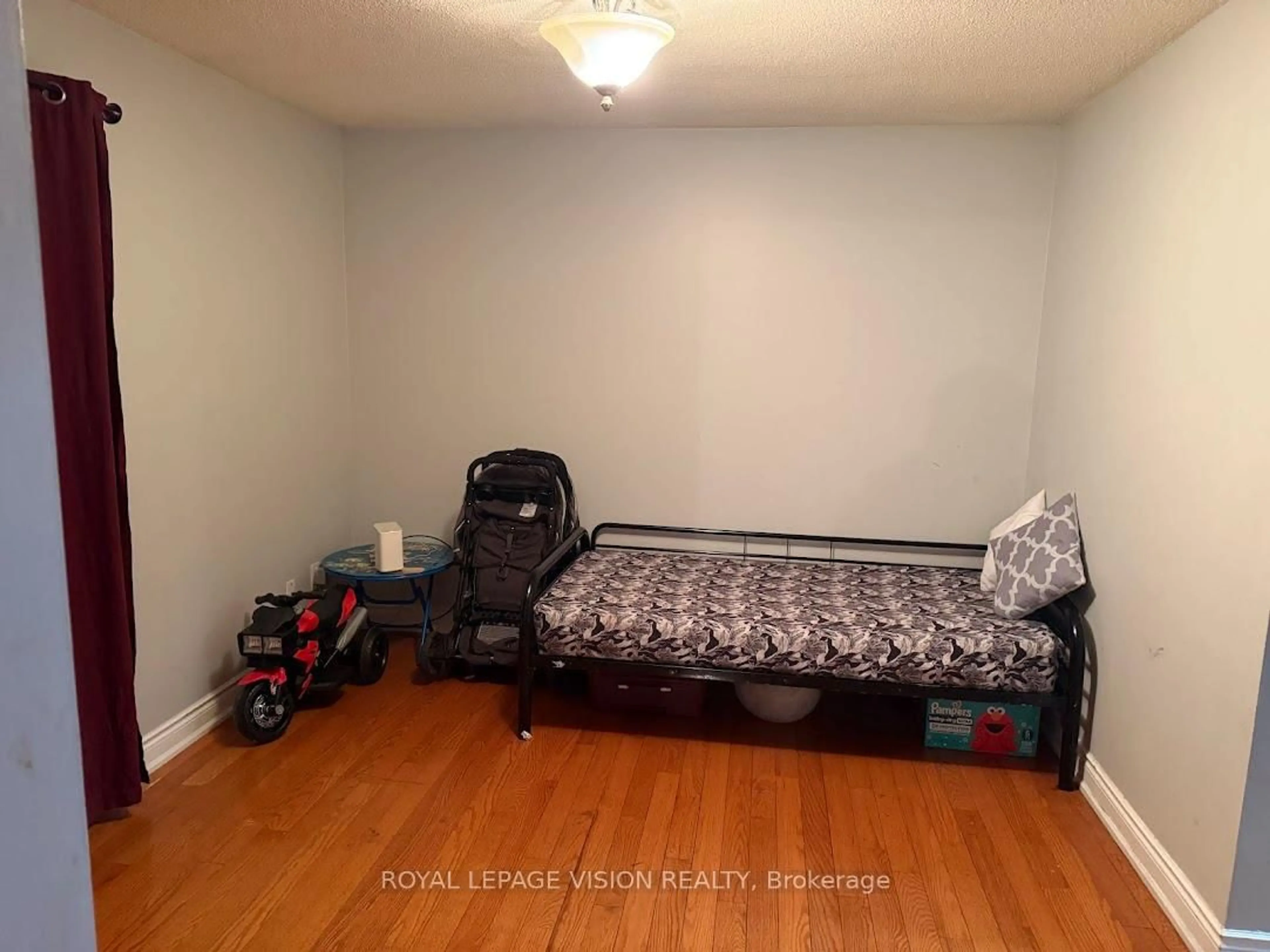 A pic of a room for 1678 Dellbrook Ave, Pickering Ontario L1X 2B1