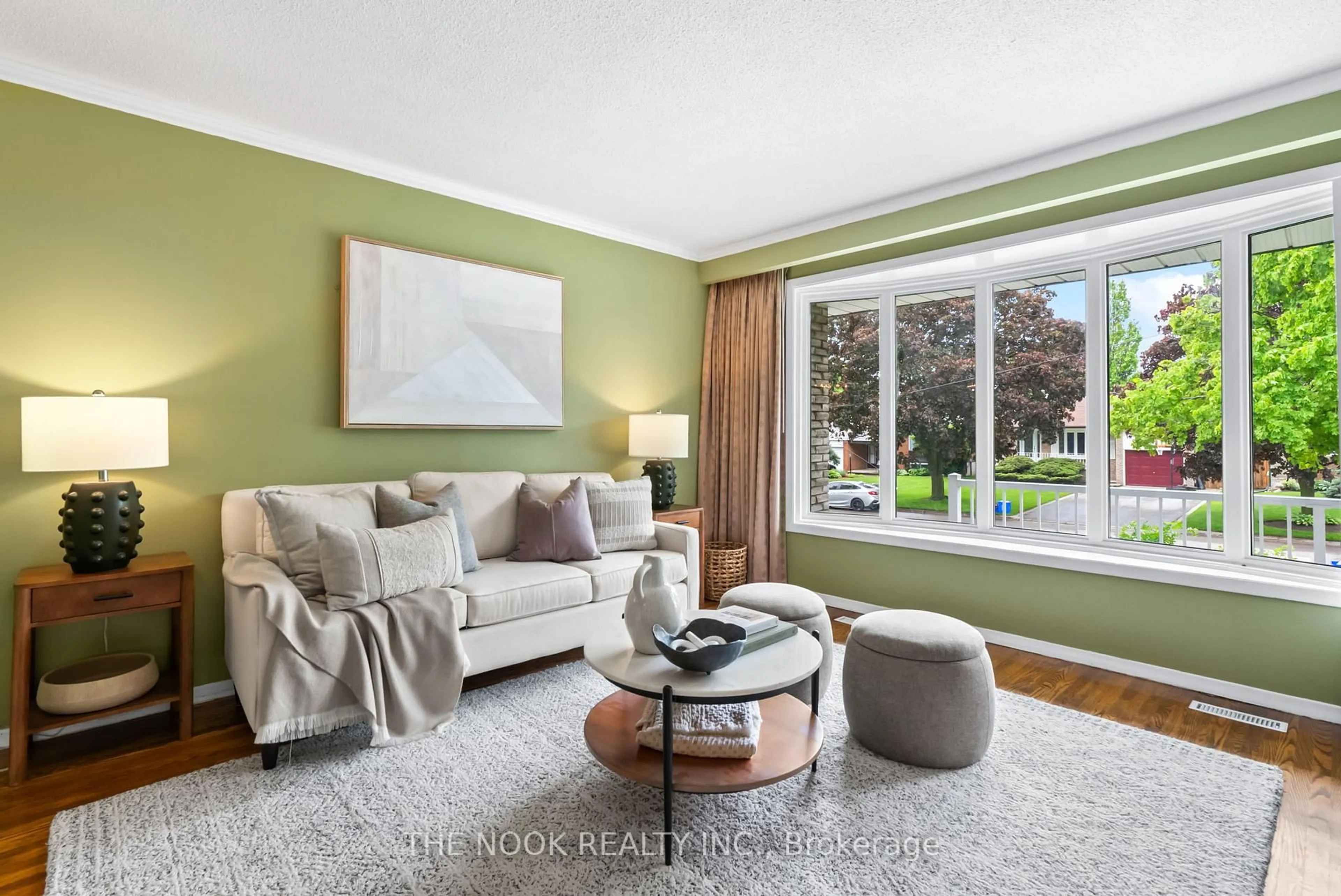 Living room with furniture, unknown for 287 Viewmount St, Oshawa Ontario L1H 7C2