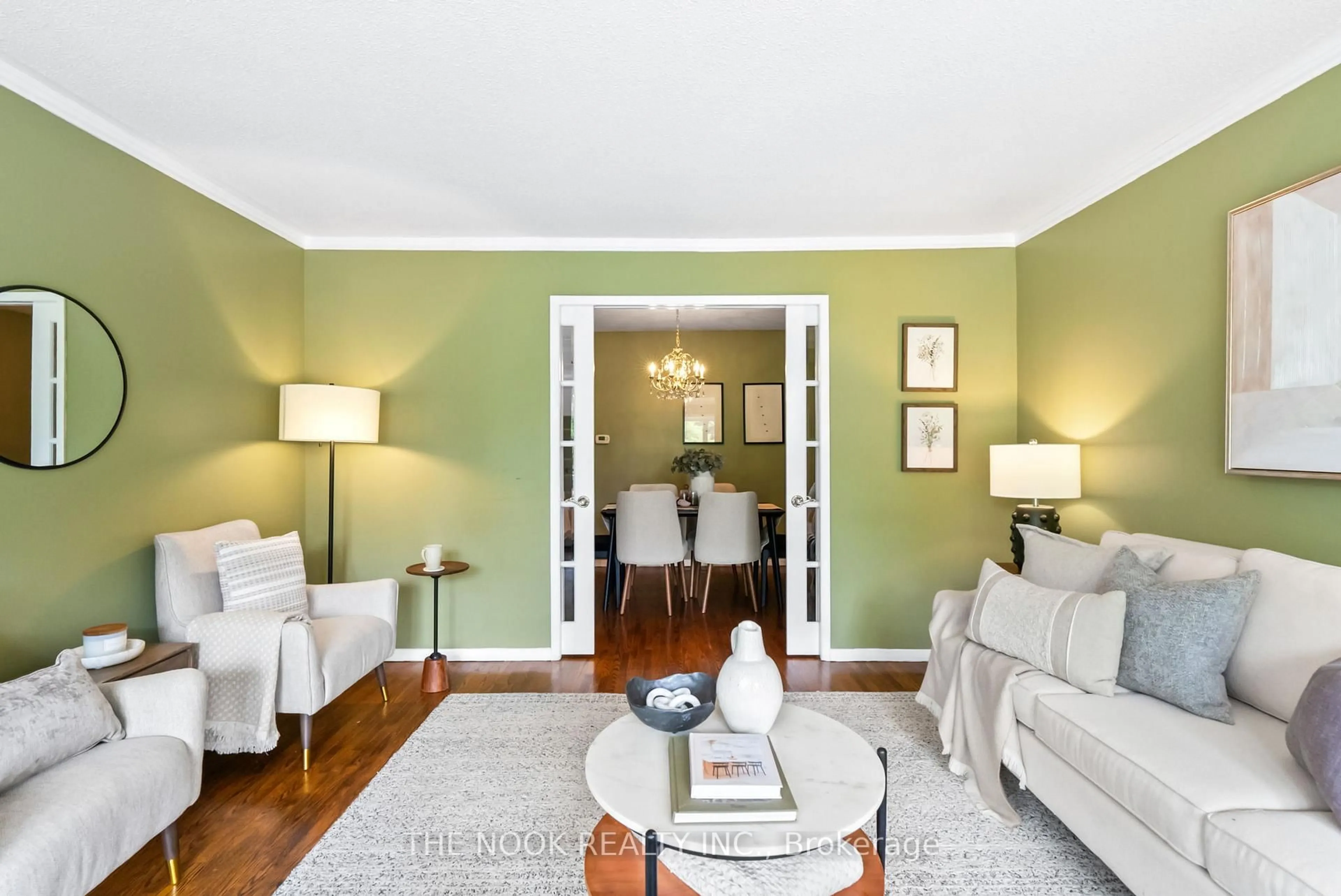 Living room with furniture, unknown for 287 Viewmount St, Oshawa Ontario L1H 7C2