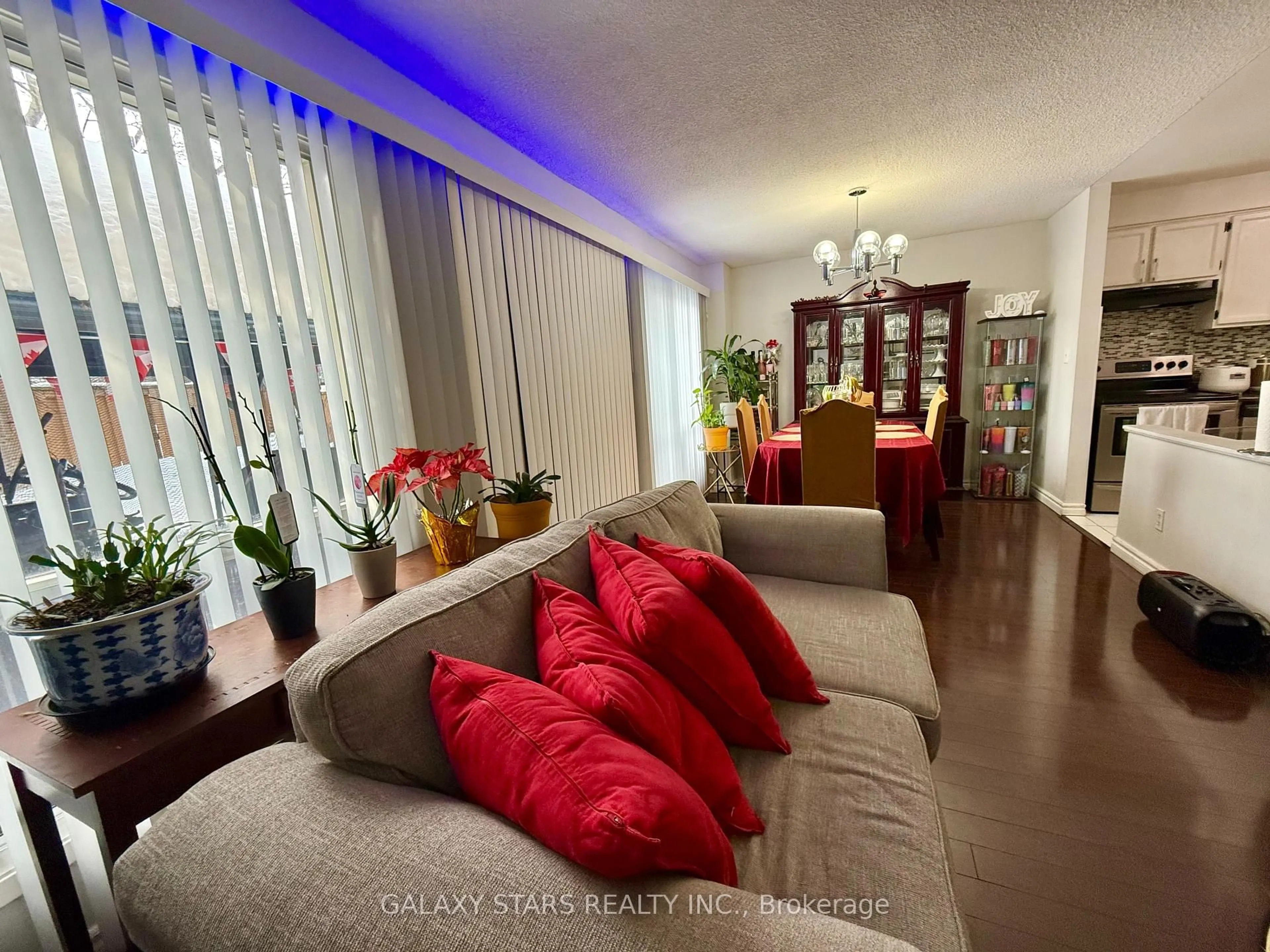 Unknown for 11 Livonia Pl #6, Toronto Ontario M1E 4W5