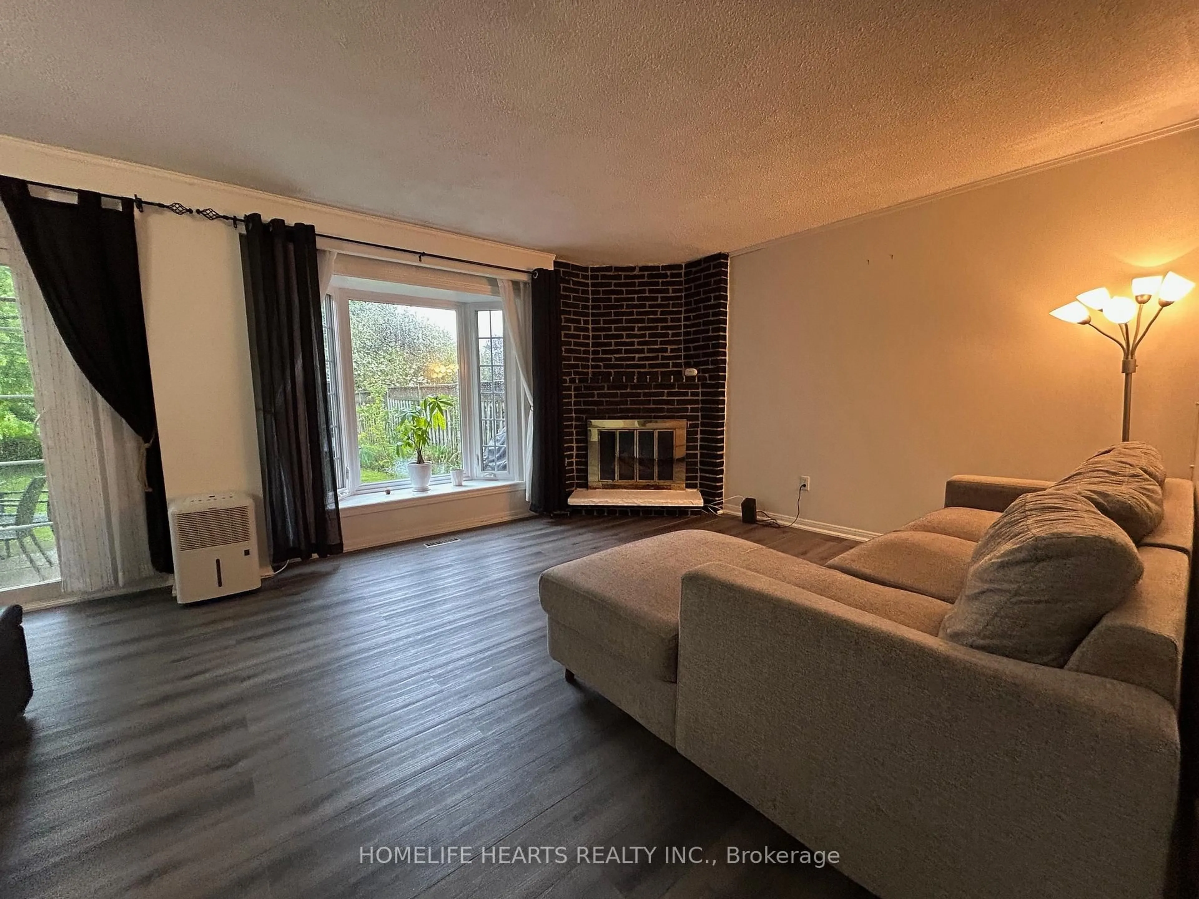 Living room with furniture, unknown for 242 Braymore Blvd, Toronto Ontario M1B 2G8