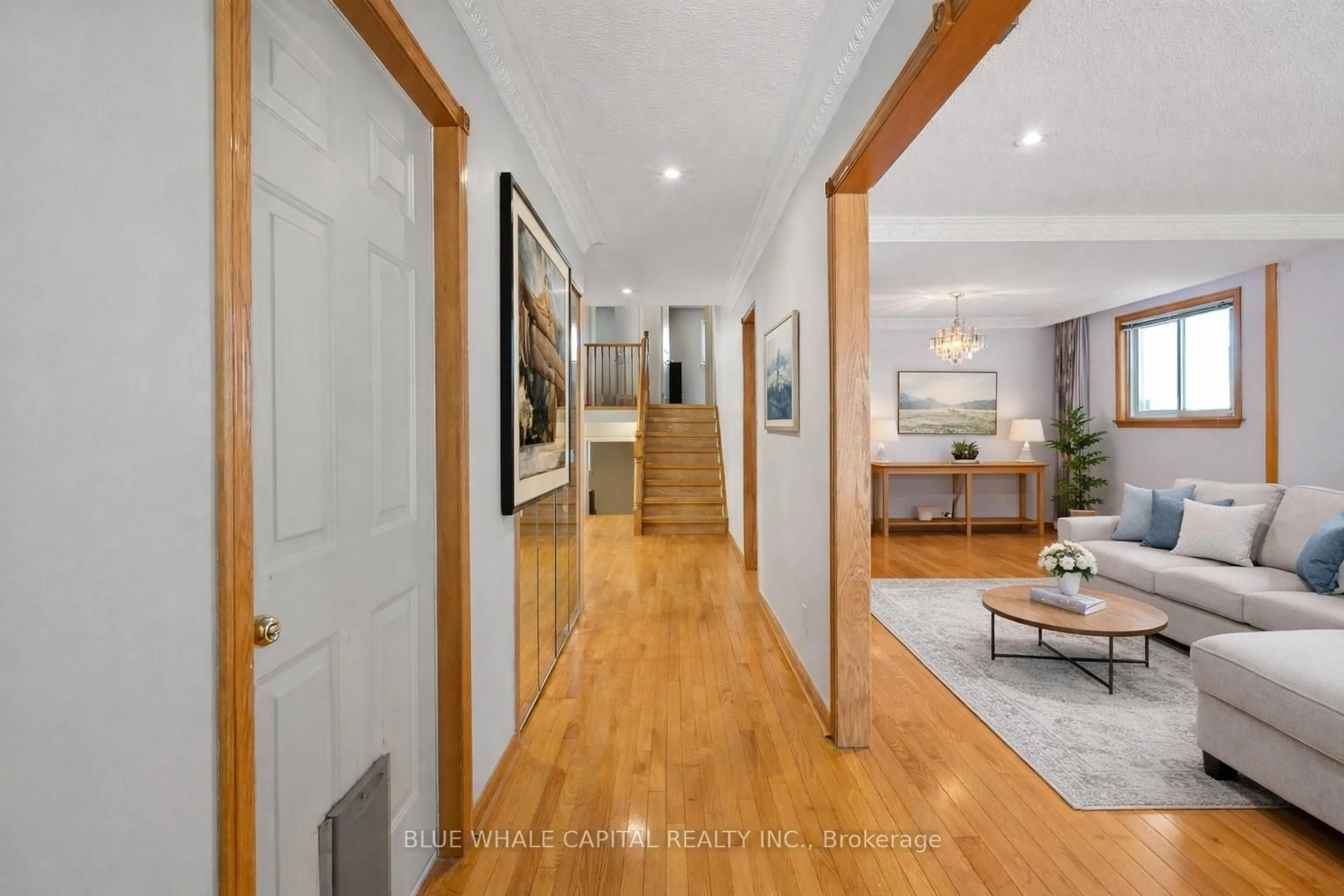 Indoor entryway for 42 Fireside Dr, Toronto Ontario M1B 2E9