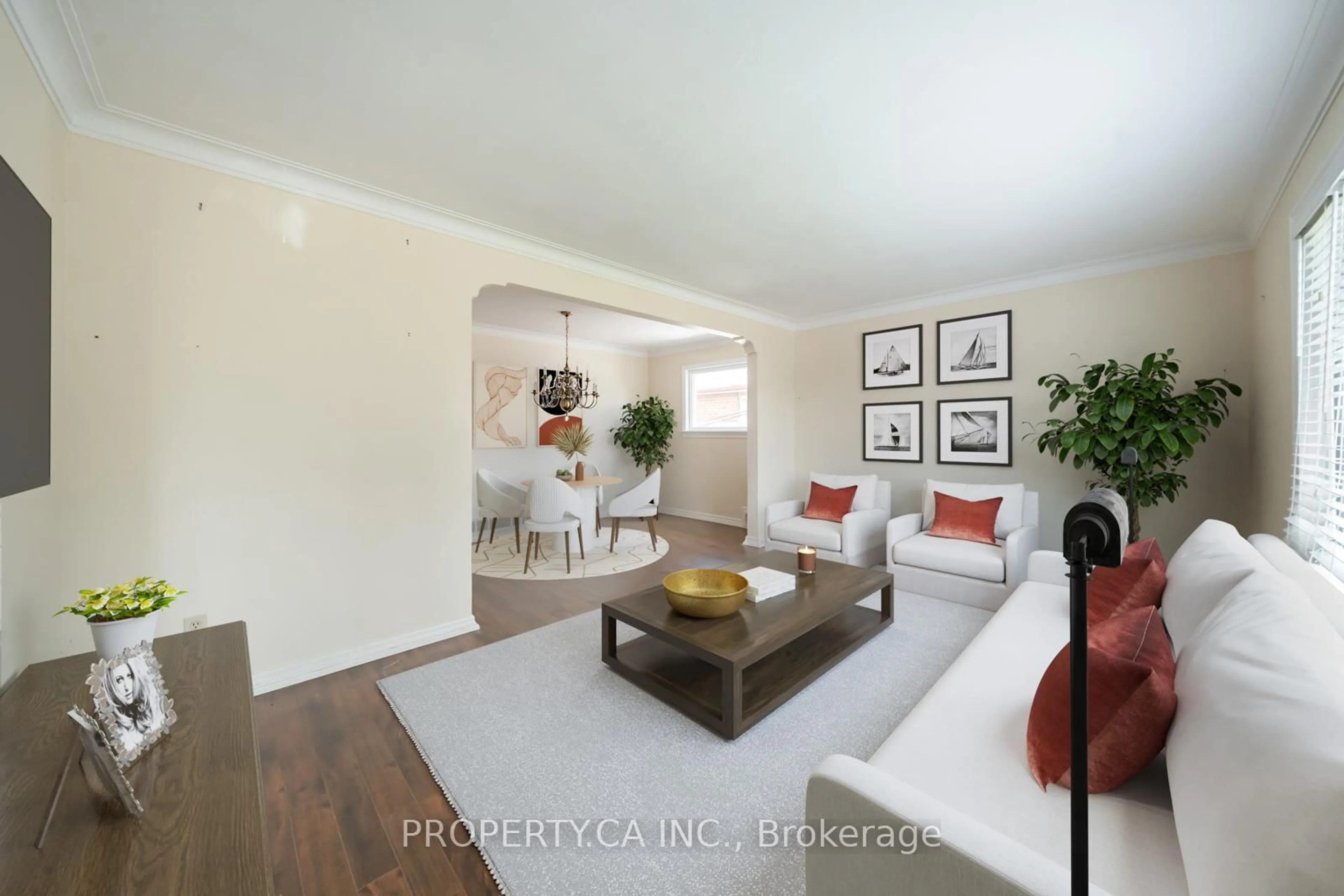 Living room with furniture, unknown for 1592 Pharmacy Ave, Toronto Ontario M1R 2K7