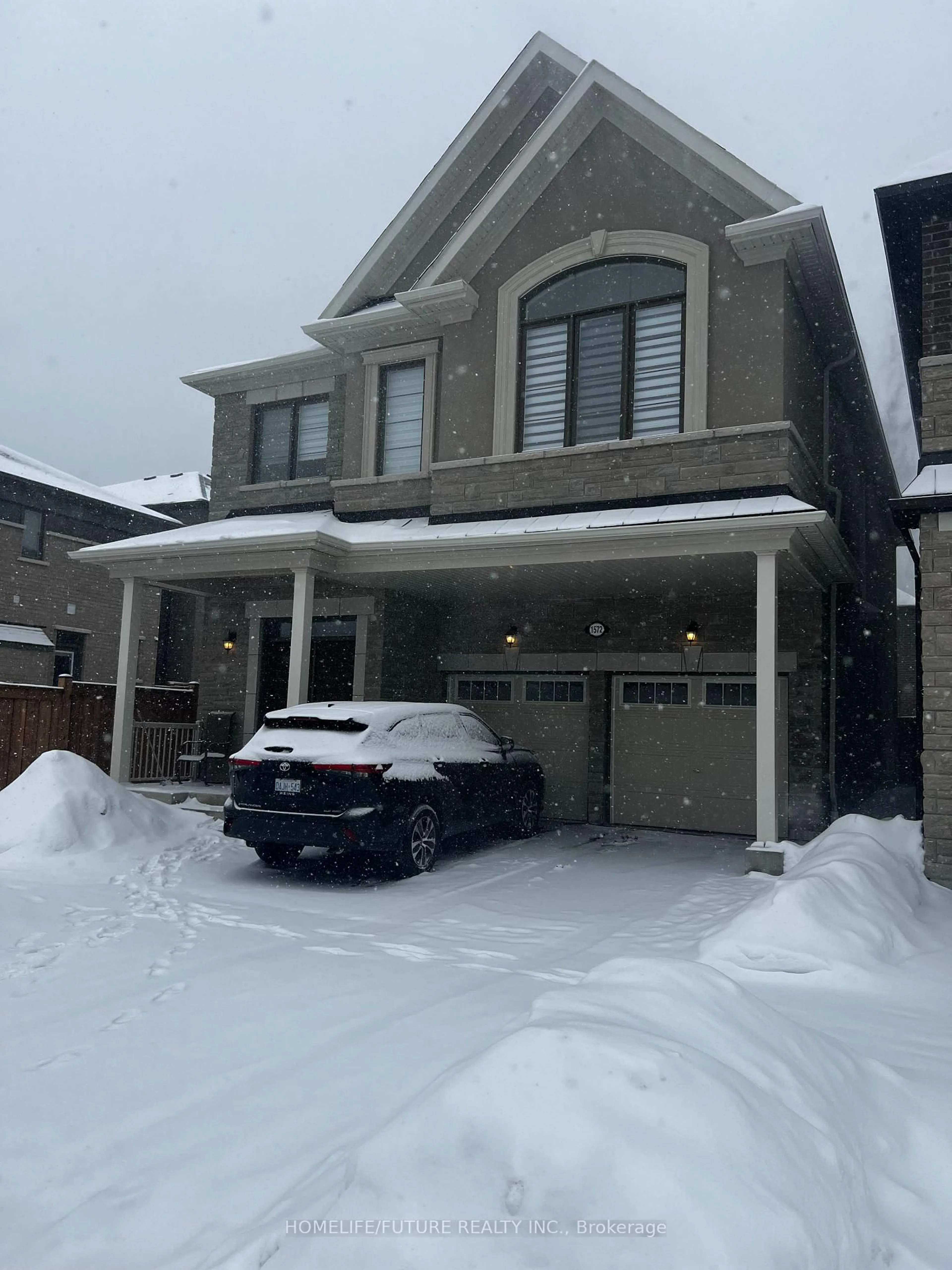 Unknown for 1572 Honey Locust Pl, Pickering Ontario L1X 0P1