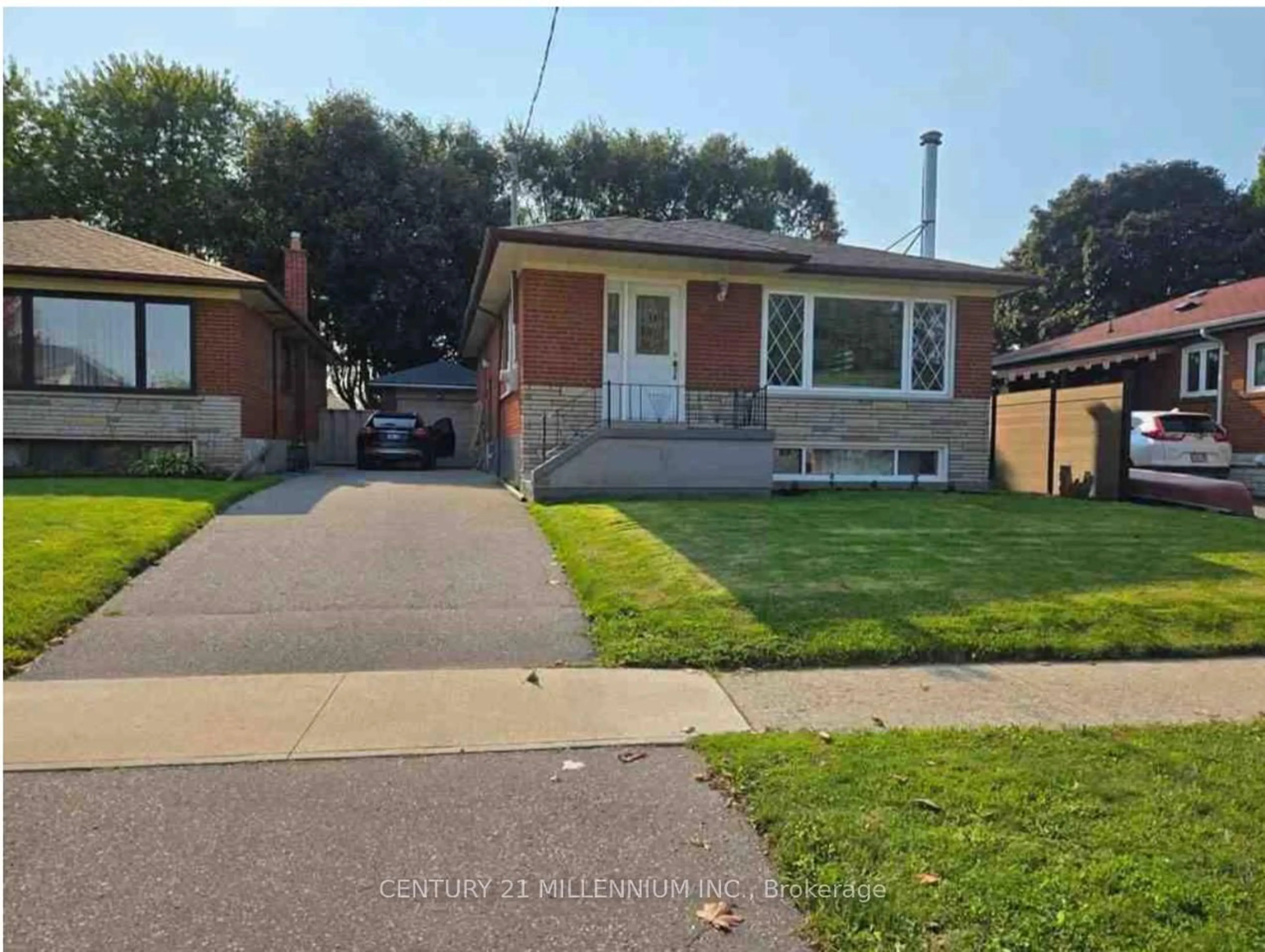 Home with brick exterior material, street for 9 Tralee Ave, Toronto Ontario M1G 3E3