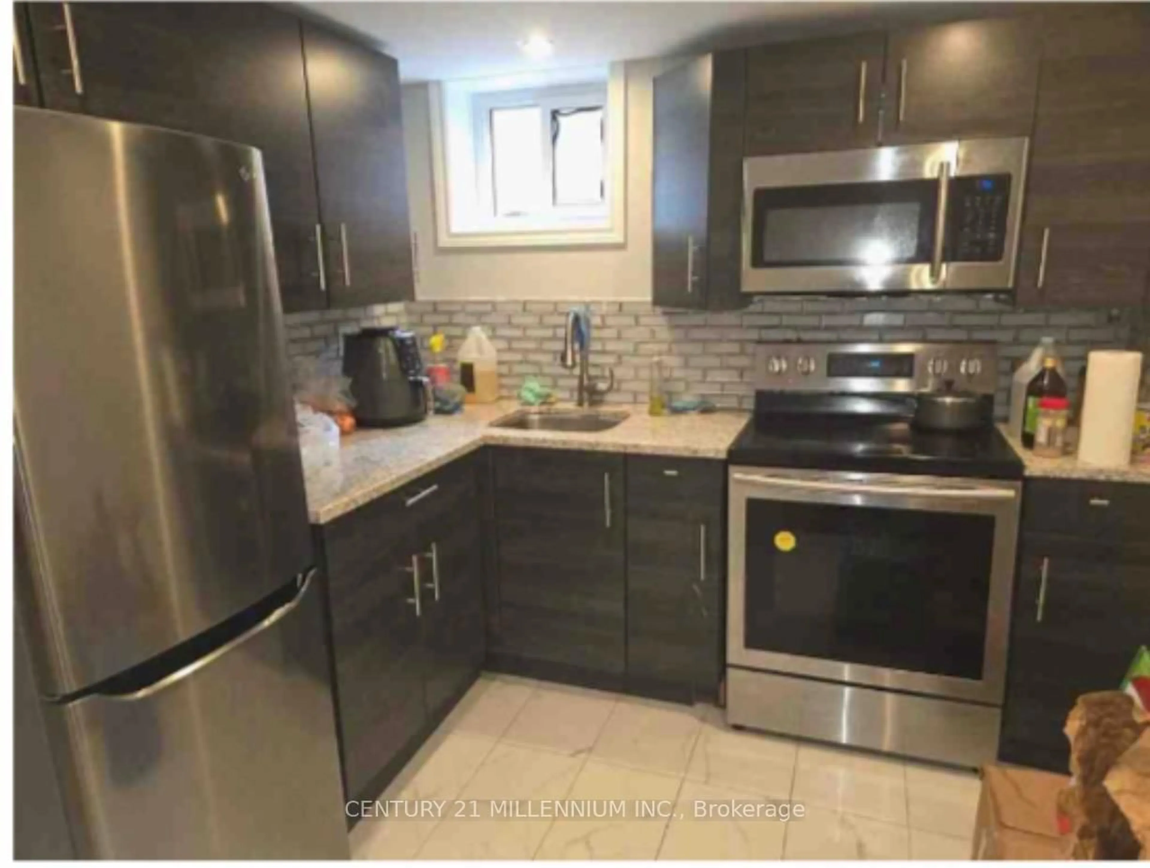 Standard kitchen, ceramic/tile floor for 9 Tralee Ave, Toronto Ontario M1G 3E3