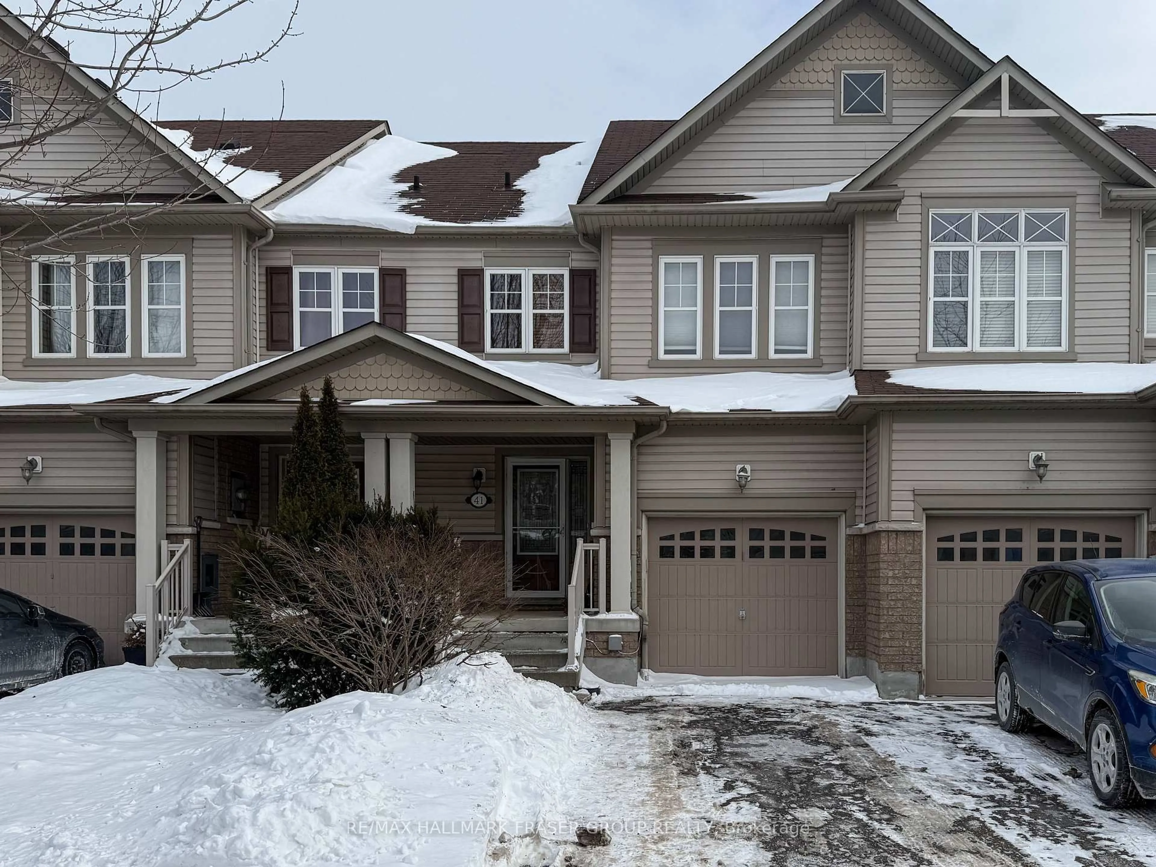 Unknown for 41 Stanhope St, Whitby Ontario L1N 0H2