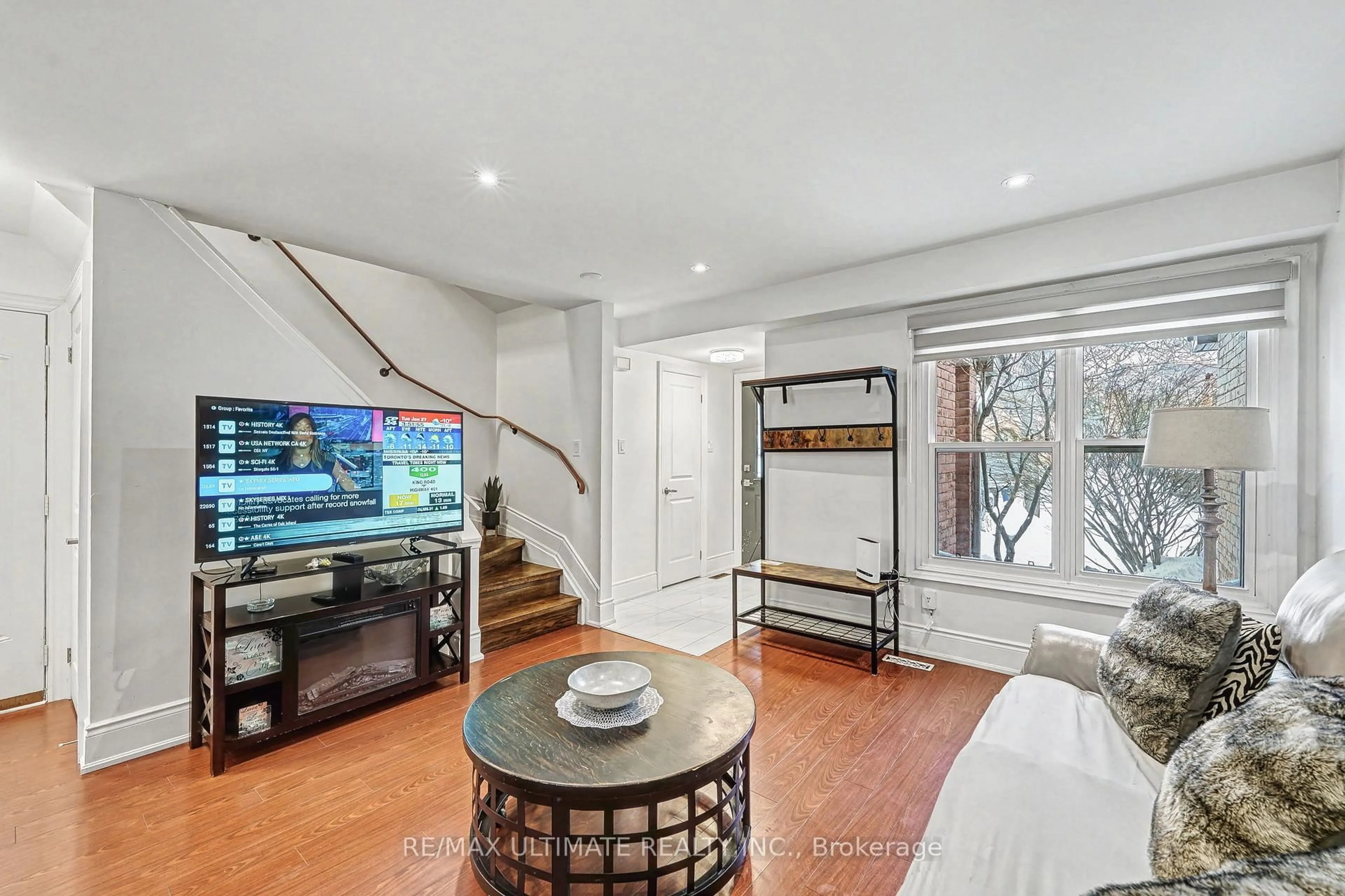 Unknown for 29 Kipling Cres, Ajax Ontario L1S 5A7