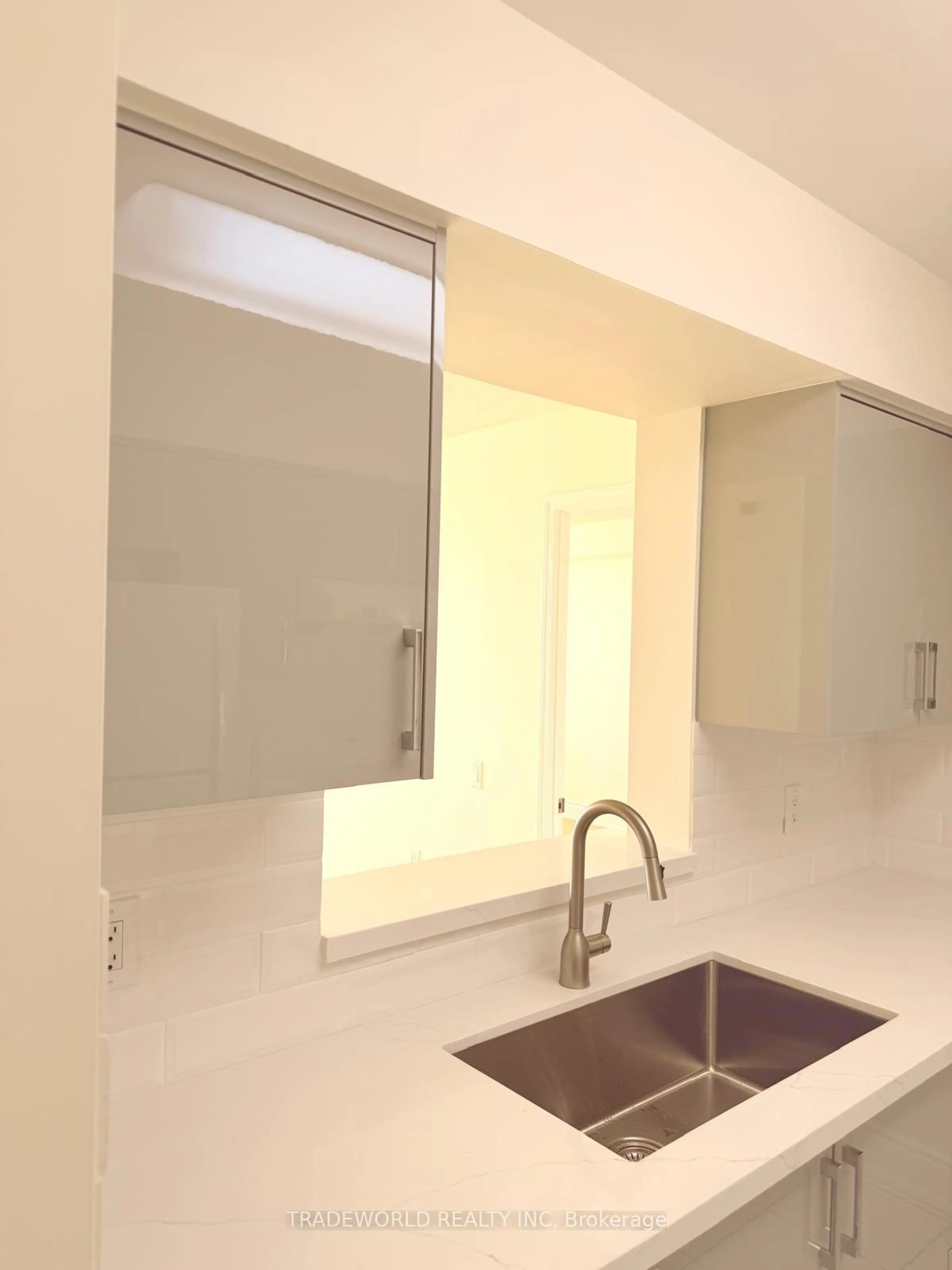 Standard kitchen, unknown for 3088 Kennedy Rd #608, Toronto Ontario M1V 5M4