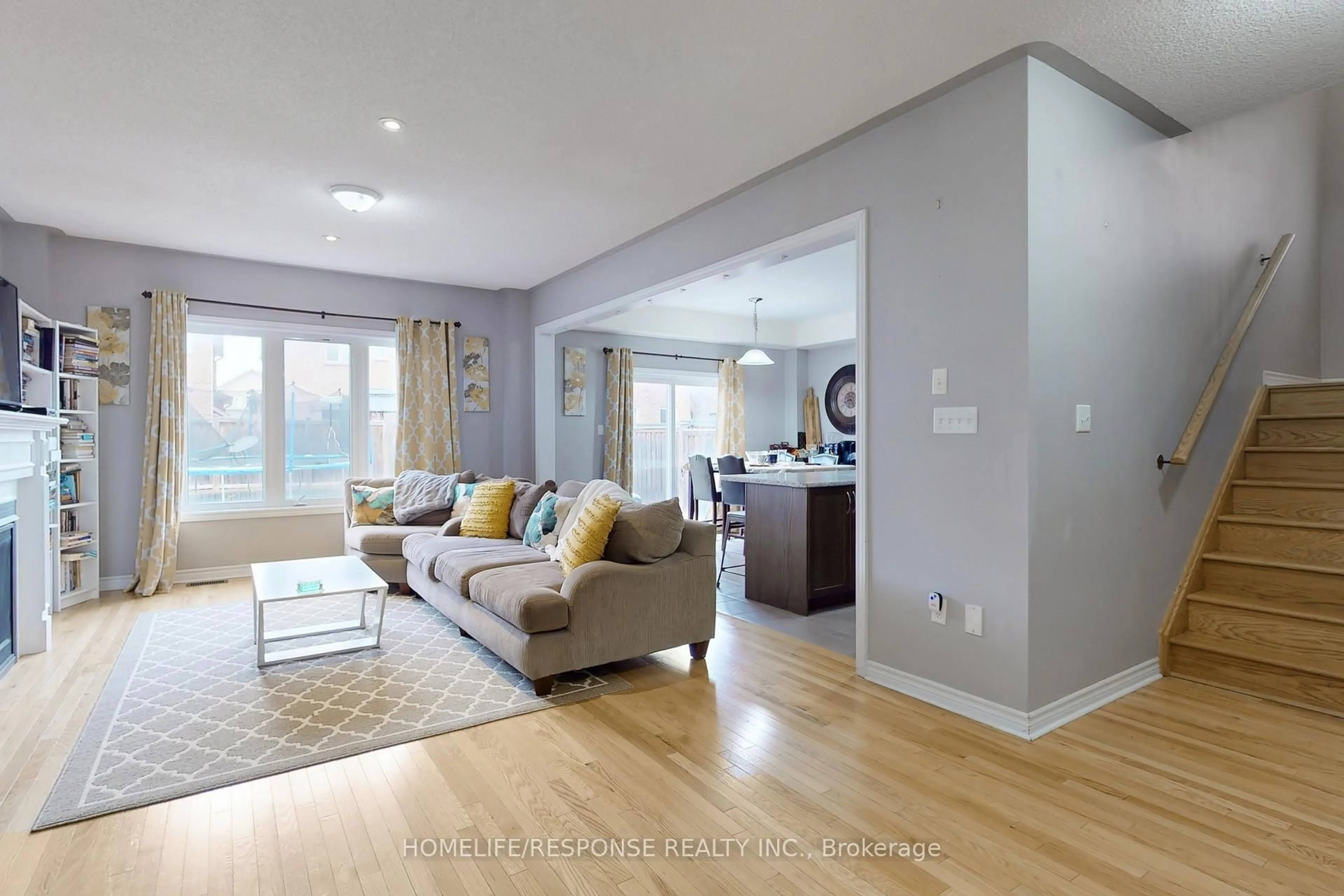 Living room with furniture, unknown for 846 Groveland Ave, Oshawa Ontario L1K 0W1