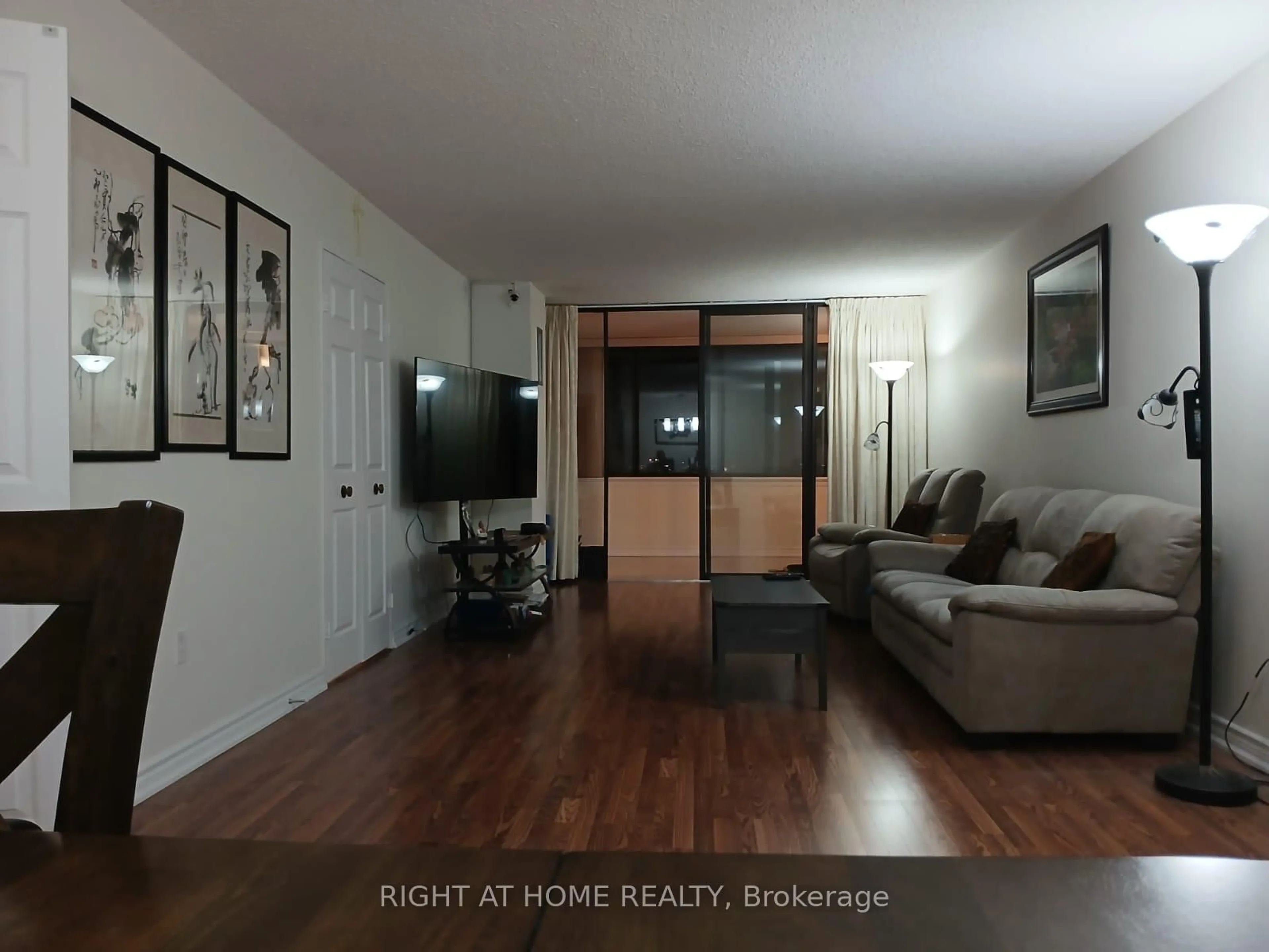 A pic of a room for 2330 Bridletowne Circ #1901, Toronto Ontario M1W 3P6