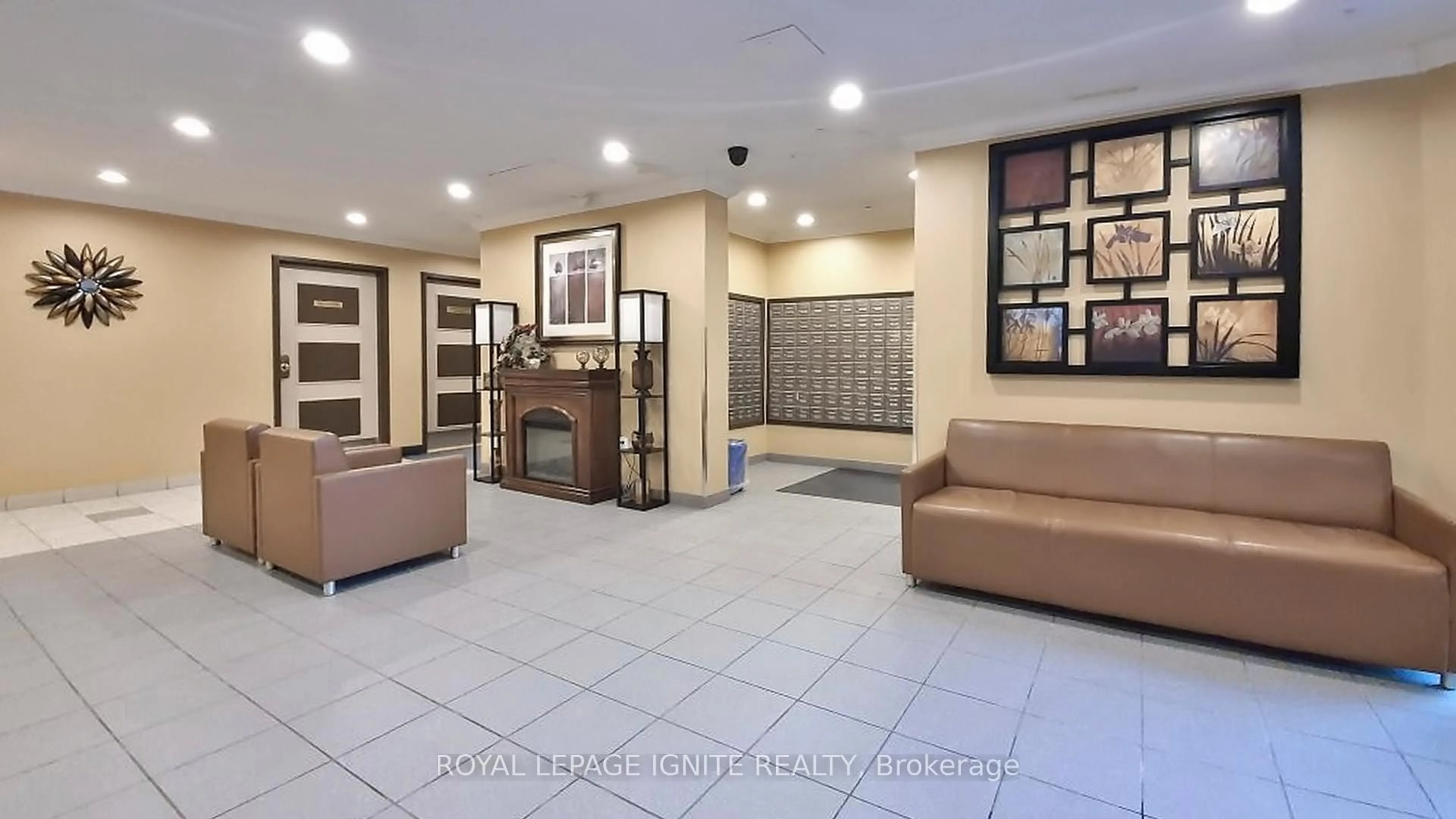 Lobby for 3050 Ellesmere Rd #312, Toronto Ontario M1E 5E6