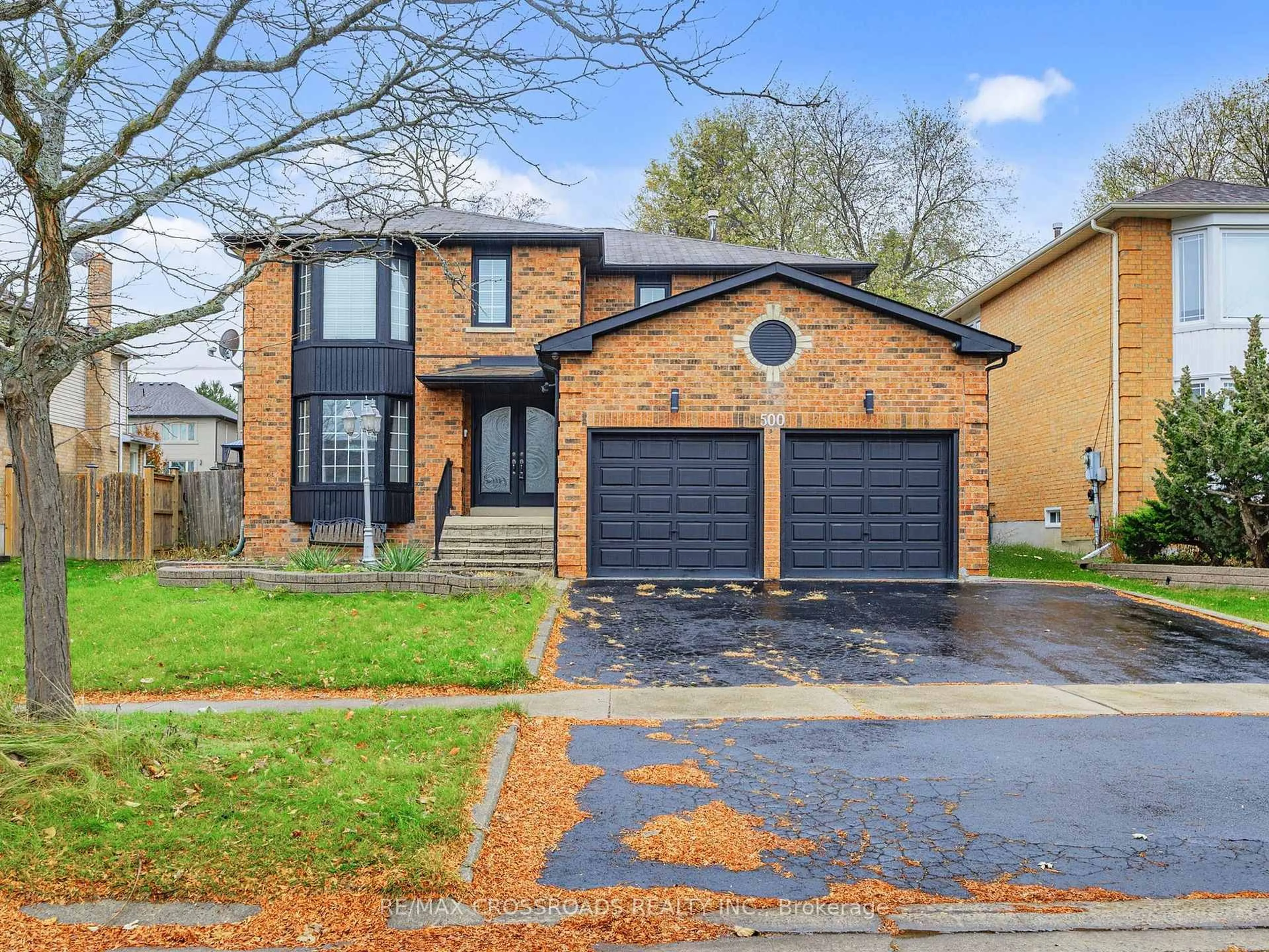 Home with brick exterior material, street for 500 Lightfoot Pl, Pickering Ontario L1V 5Z5