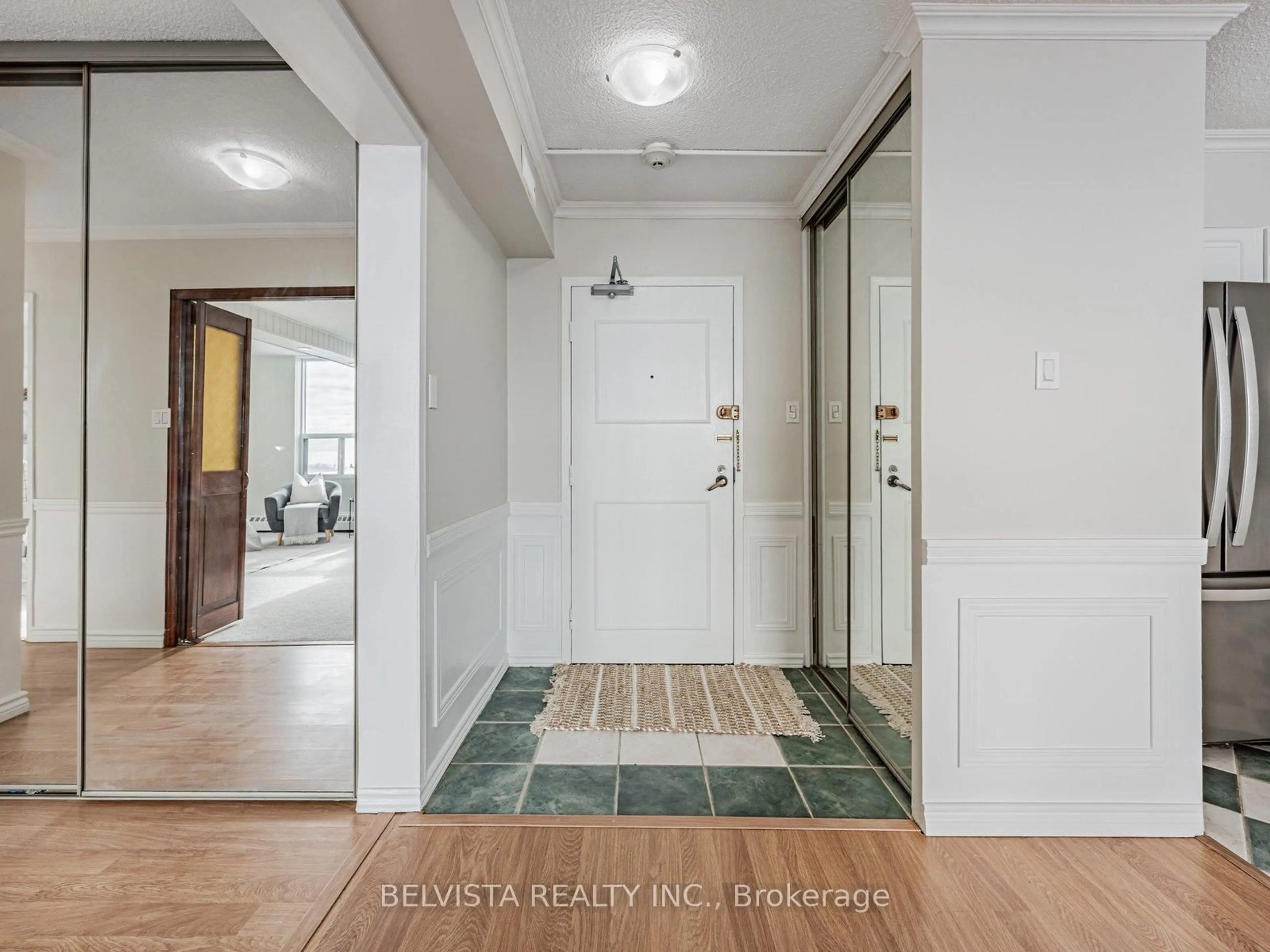 Indoor entryway for 1210 Radom St #1808, Pickering Ontario L1W 2Z3