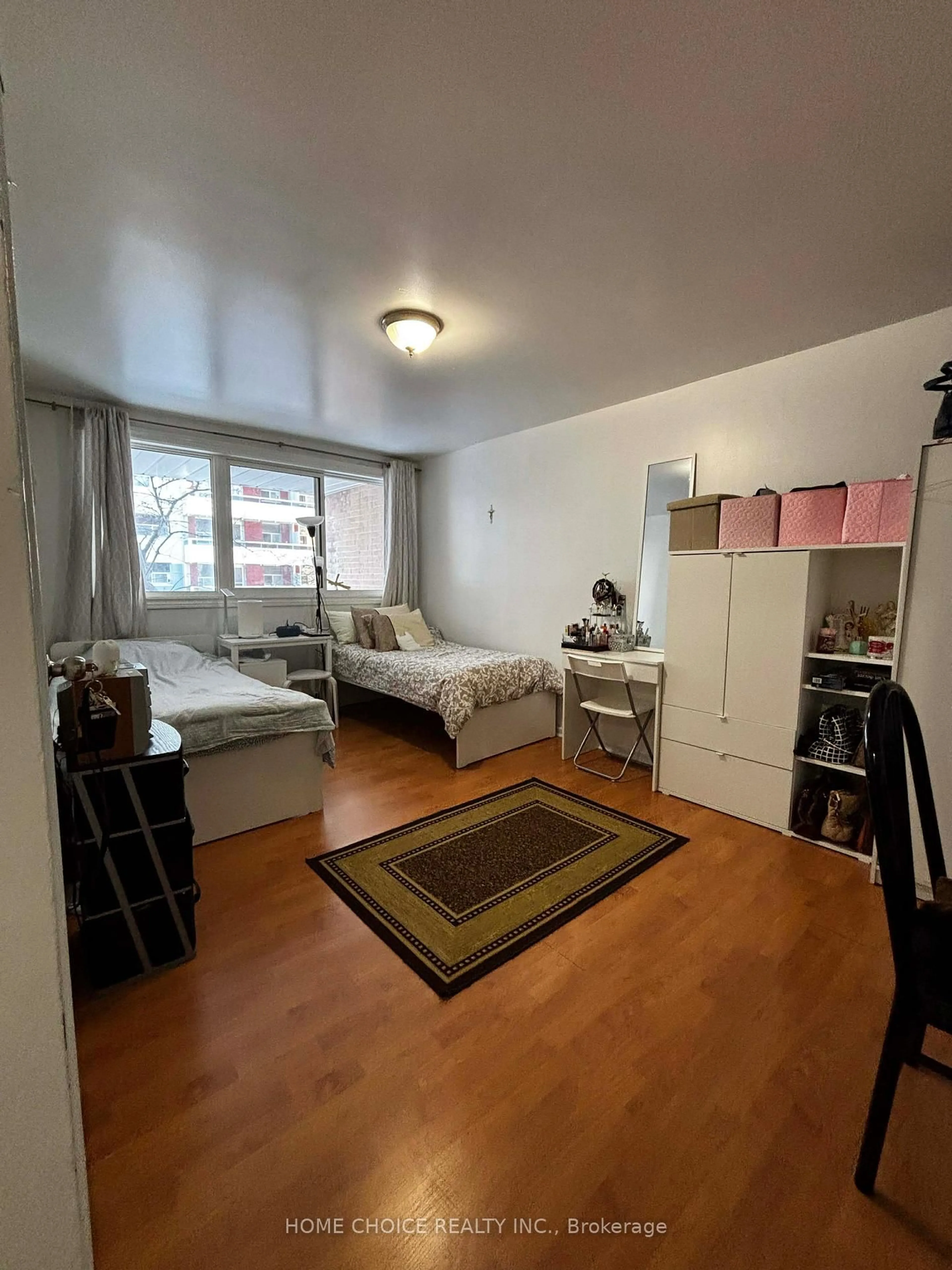 A pic of a room for 100 Mornelle Crt #1023, Toronto Ontario M1E 4X2