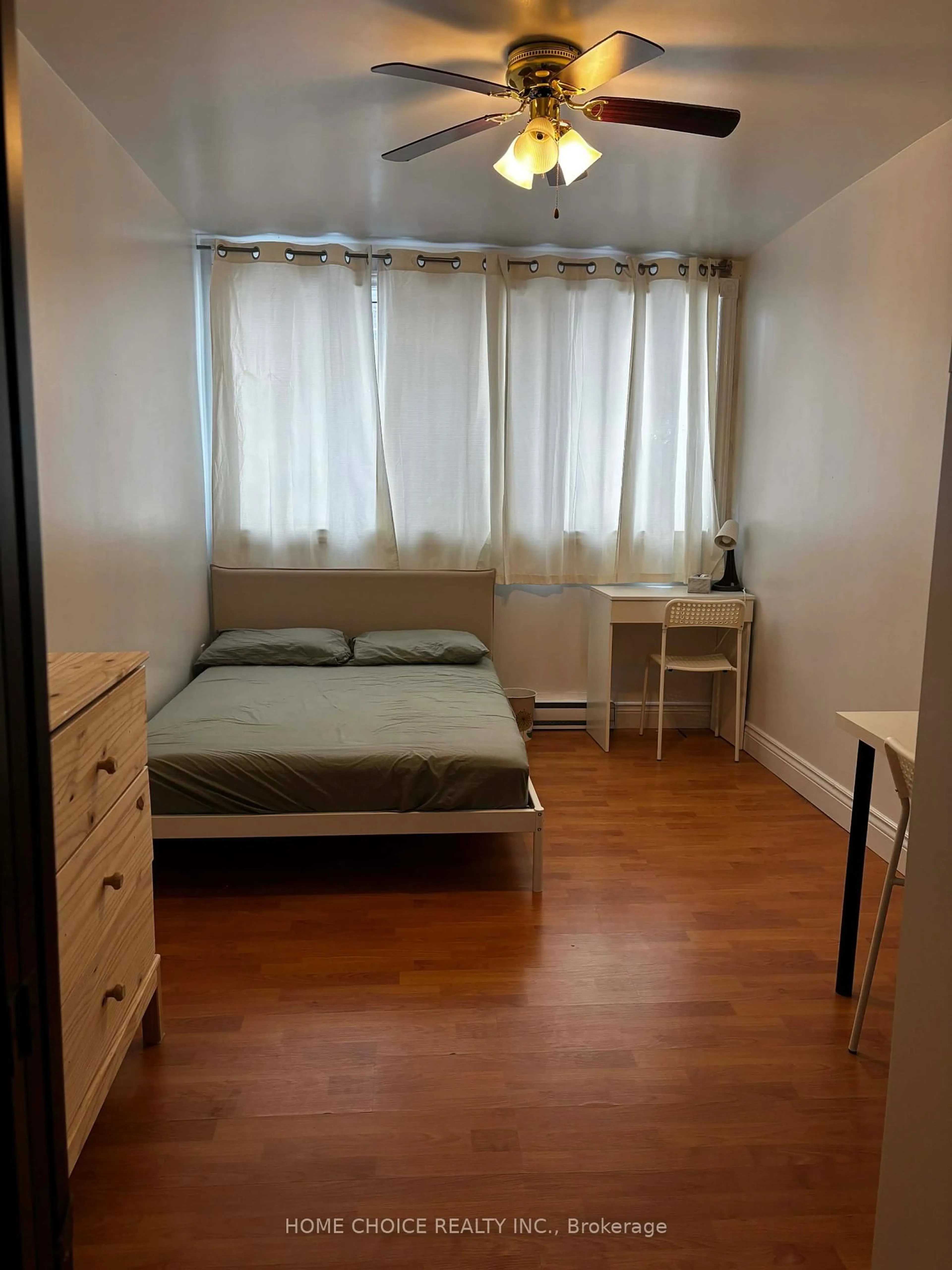 A pic of a room for 100 Mornelle Crt #1023, Toronto Ontario M1E 4X2