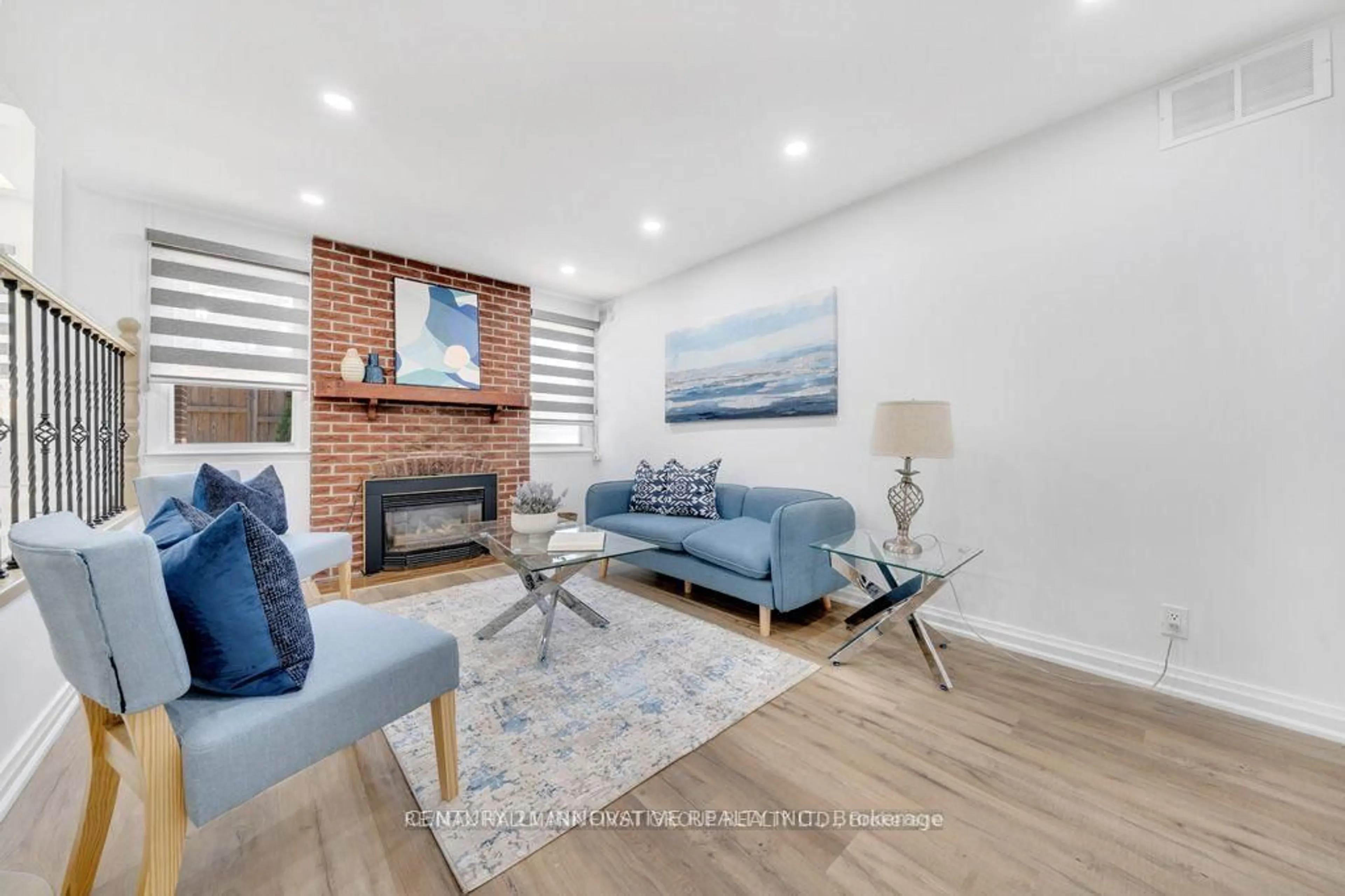 Living room with furniture, unknown for 890 Briarwood Dr, Oshawa Ontario L1K 2A6