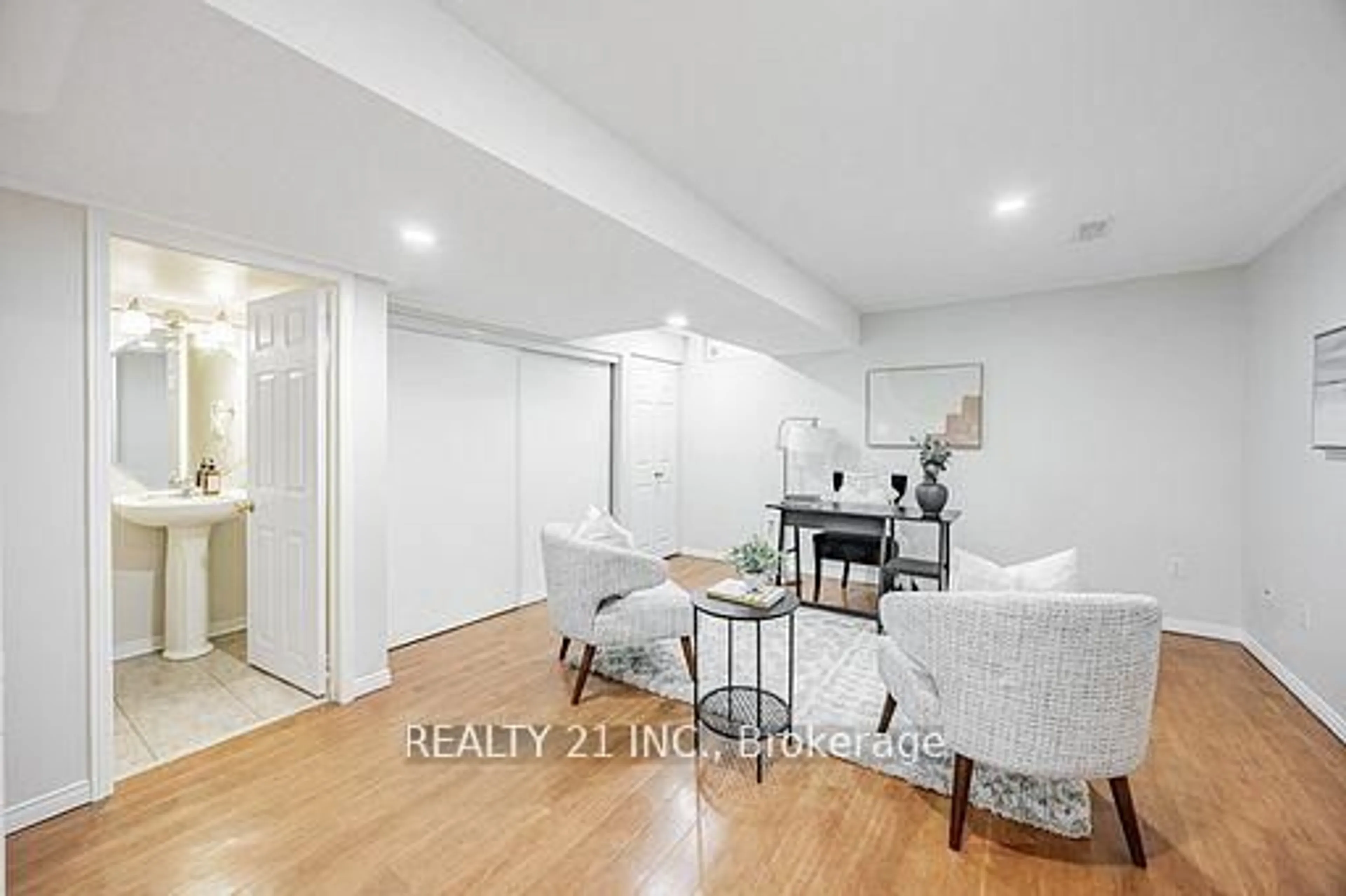 Unknown for 13 Ventura Lane, Ajax Ontario L1T 0C4