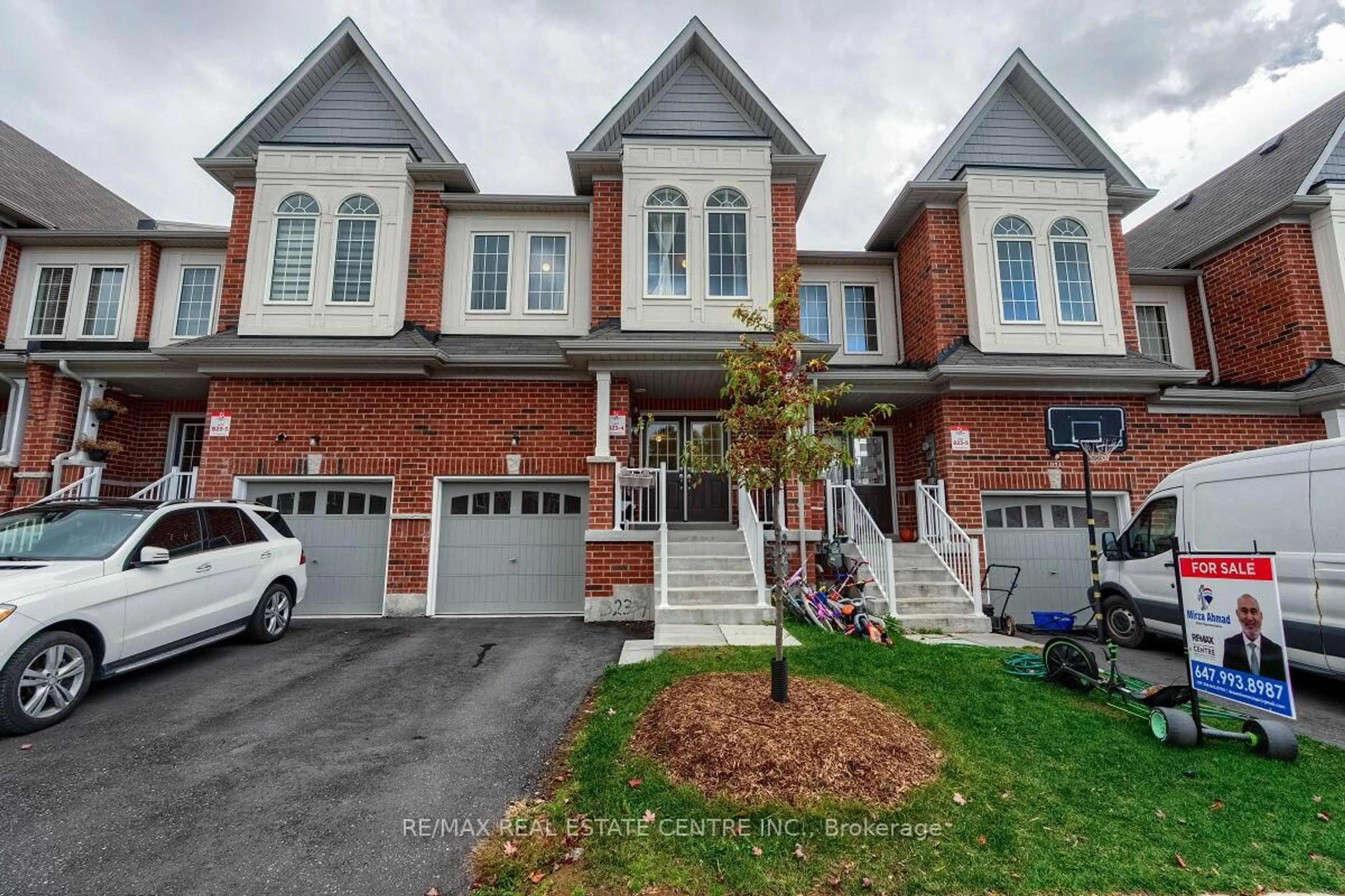Home with brick exterior material, street for 1195 Kettering Dr, Oshawa Ontario L1K 1A6