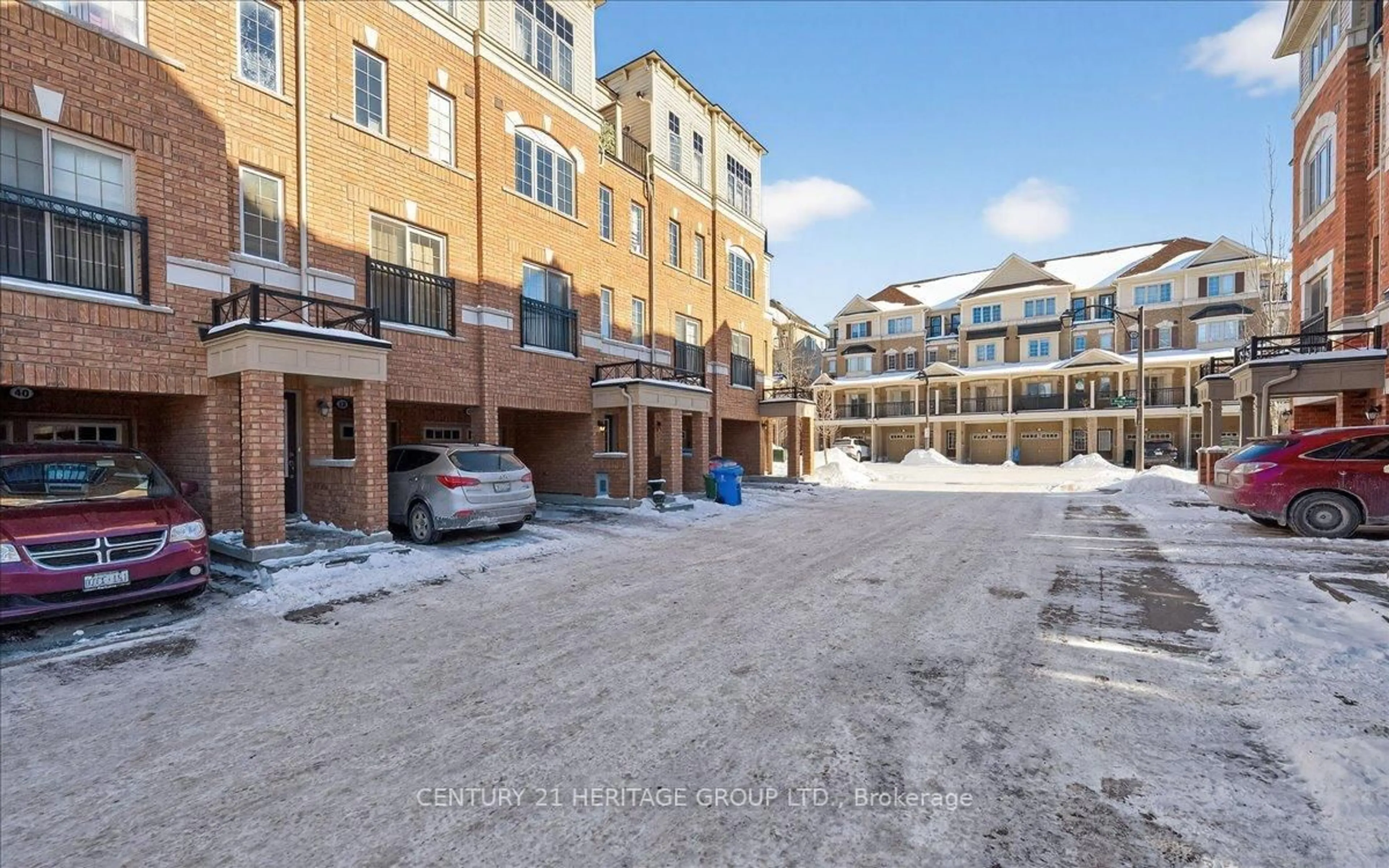 Unknown for 32 Foal Path #258, Oshawa Ontario L1L 0L2