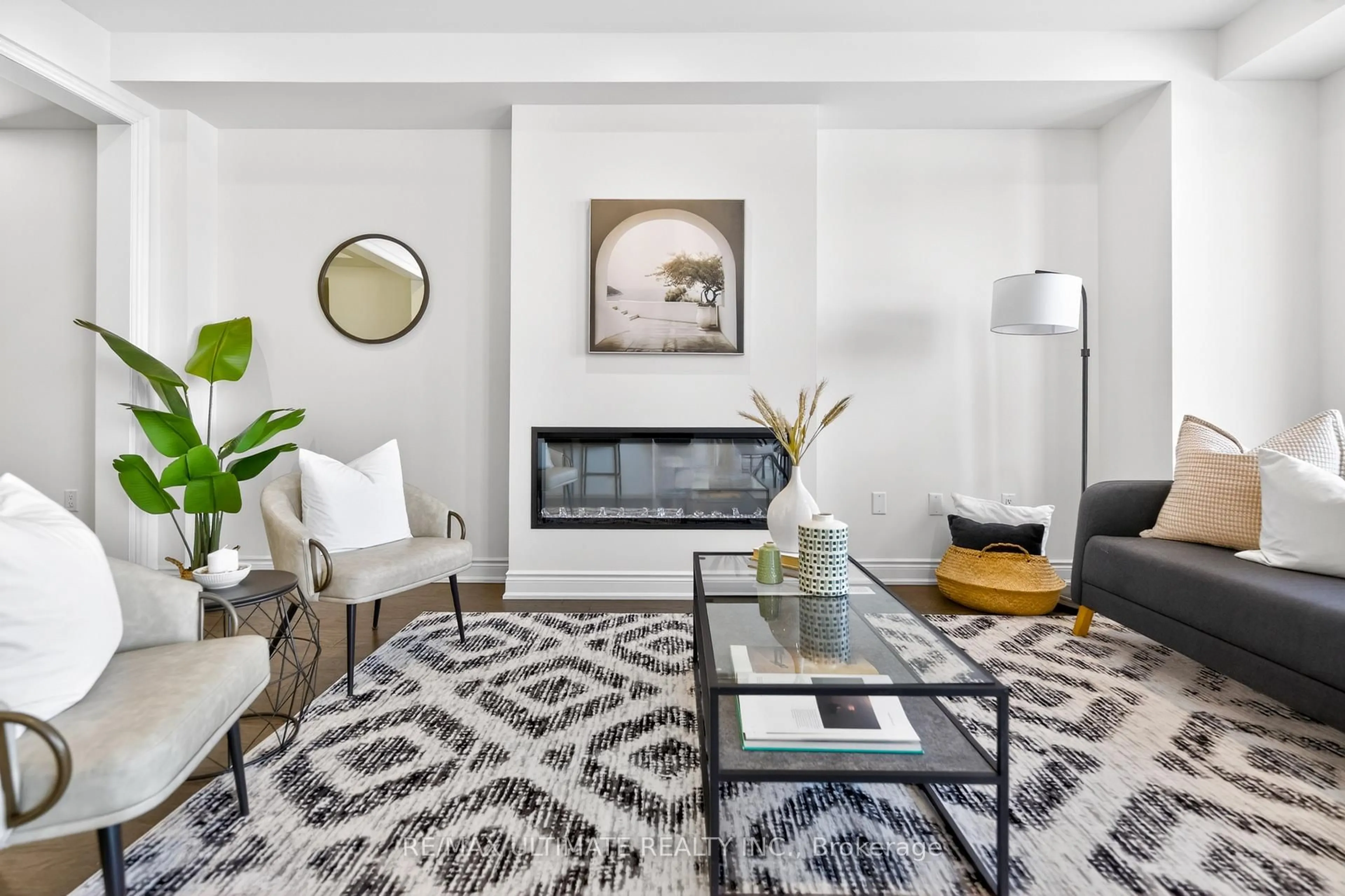 Living room with furniture, unknown for 6 Fire King Dr, Whitby Ontario L1P 0R4