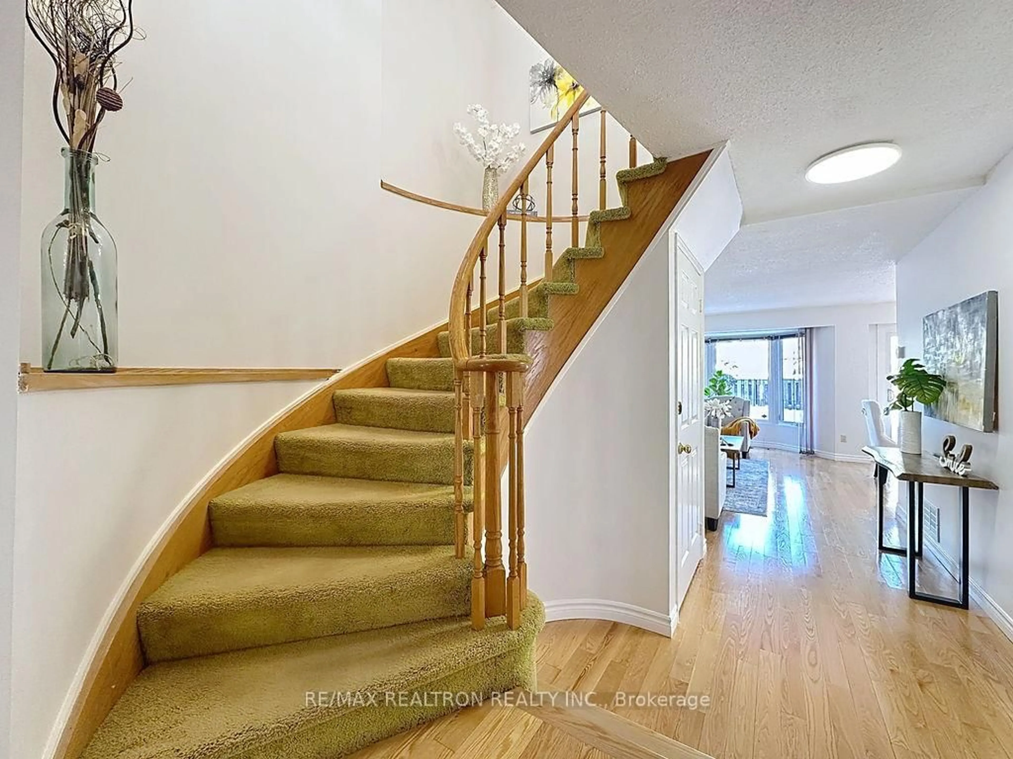 Unknown for 36 Belinda Sq, Toronto Ontario M1W 3M2