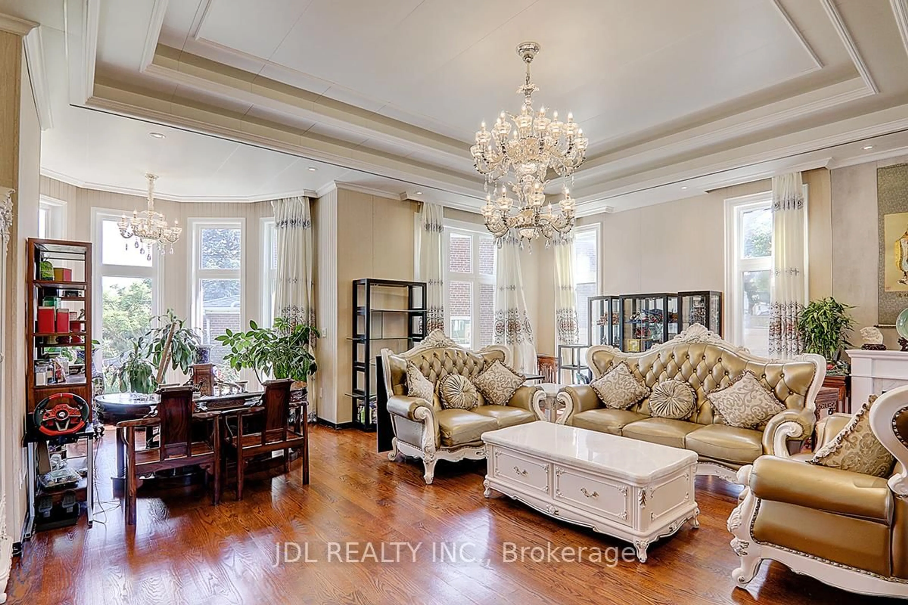 Living room with furniture, unknown for 80 Broomfield Dr, Toronto Ontario M1S 2W1