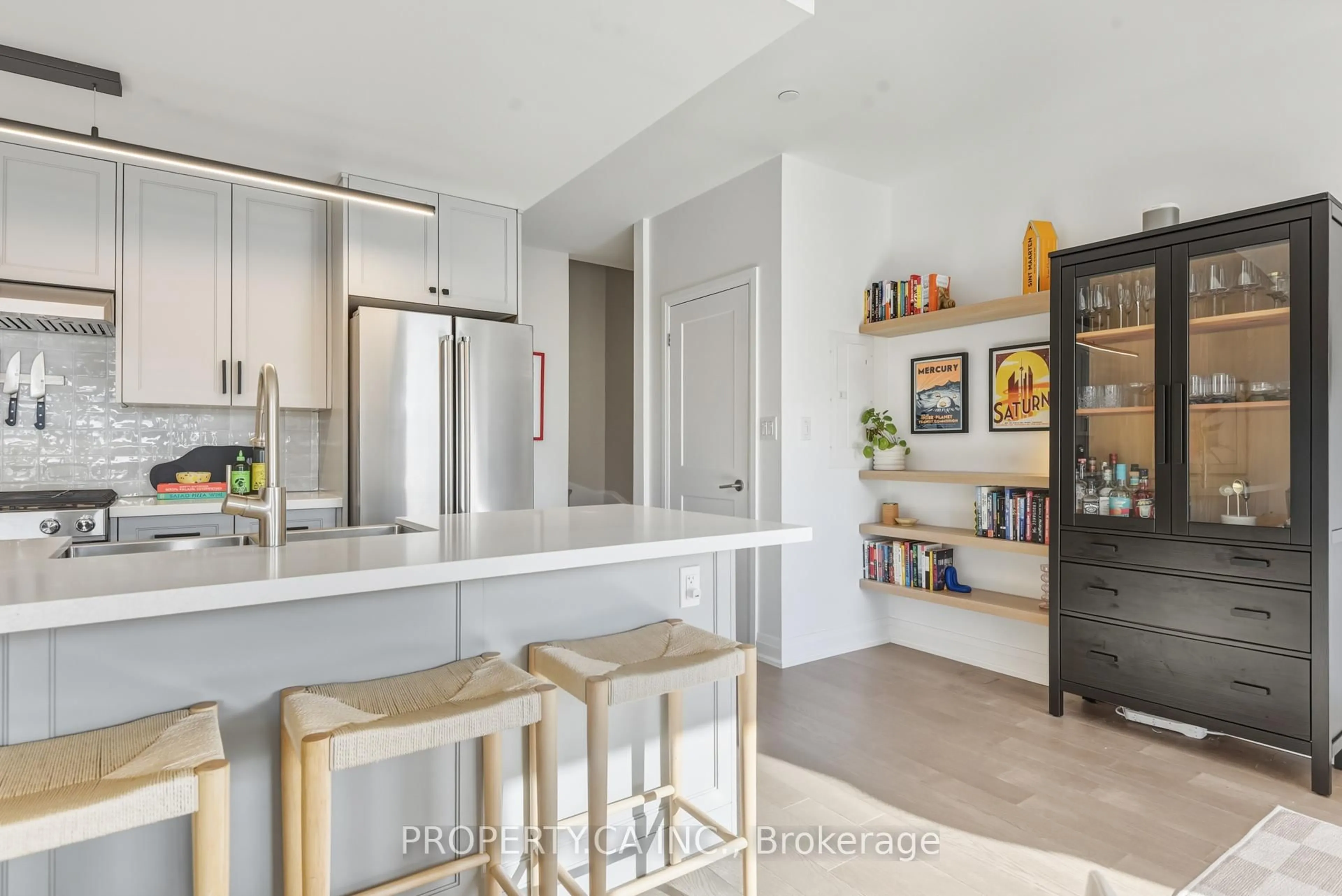 Open concept kitchen, unknown for 100 Coxwell Ave #Th3, Toronto Ontario M4L 0B5