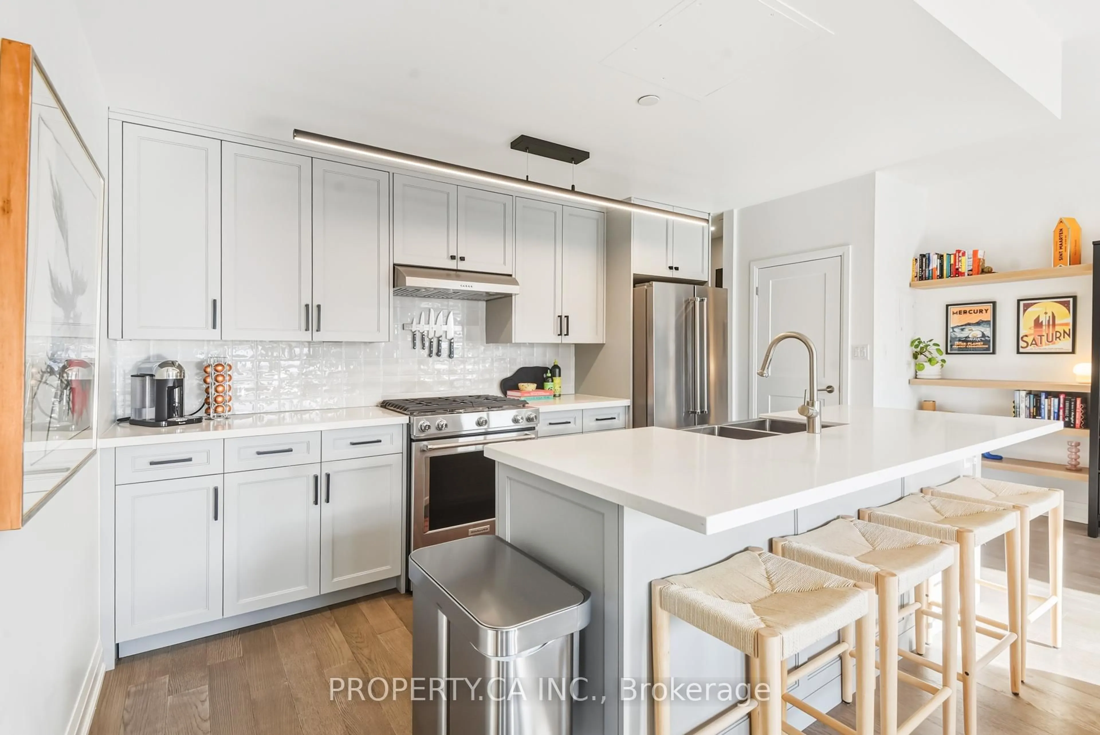 Open concept kitchen, ceramic/tile floor for 100 Coxwell Ave #Th3, Toronto Ontario M4L 0B5