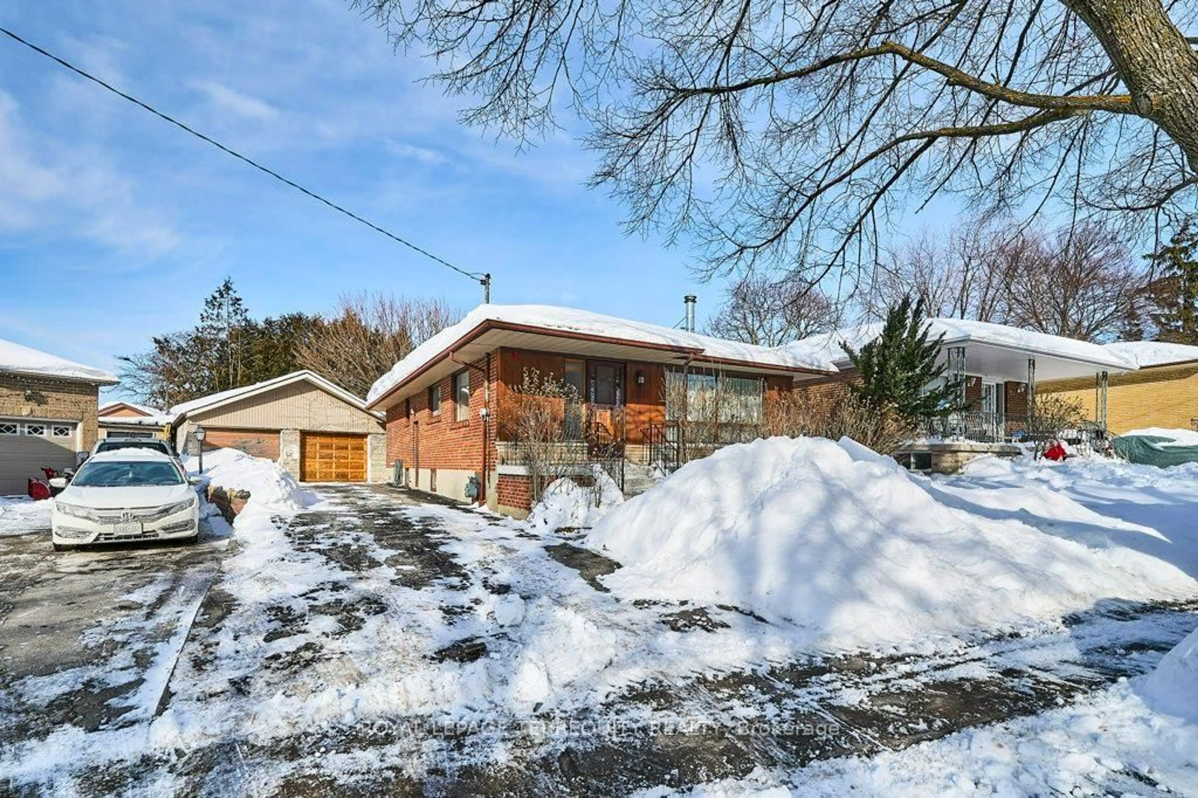 Unknown for 52 Bainhart Cres, Toronto Ontario M1H 2R3