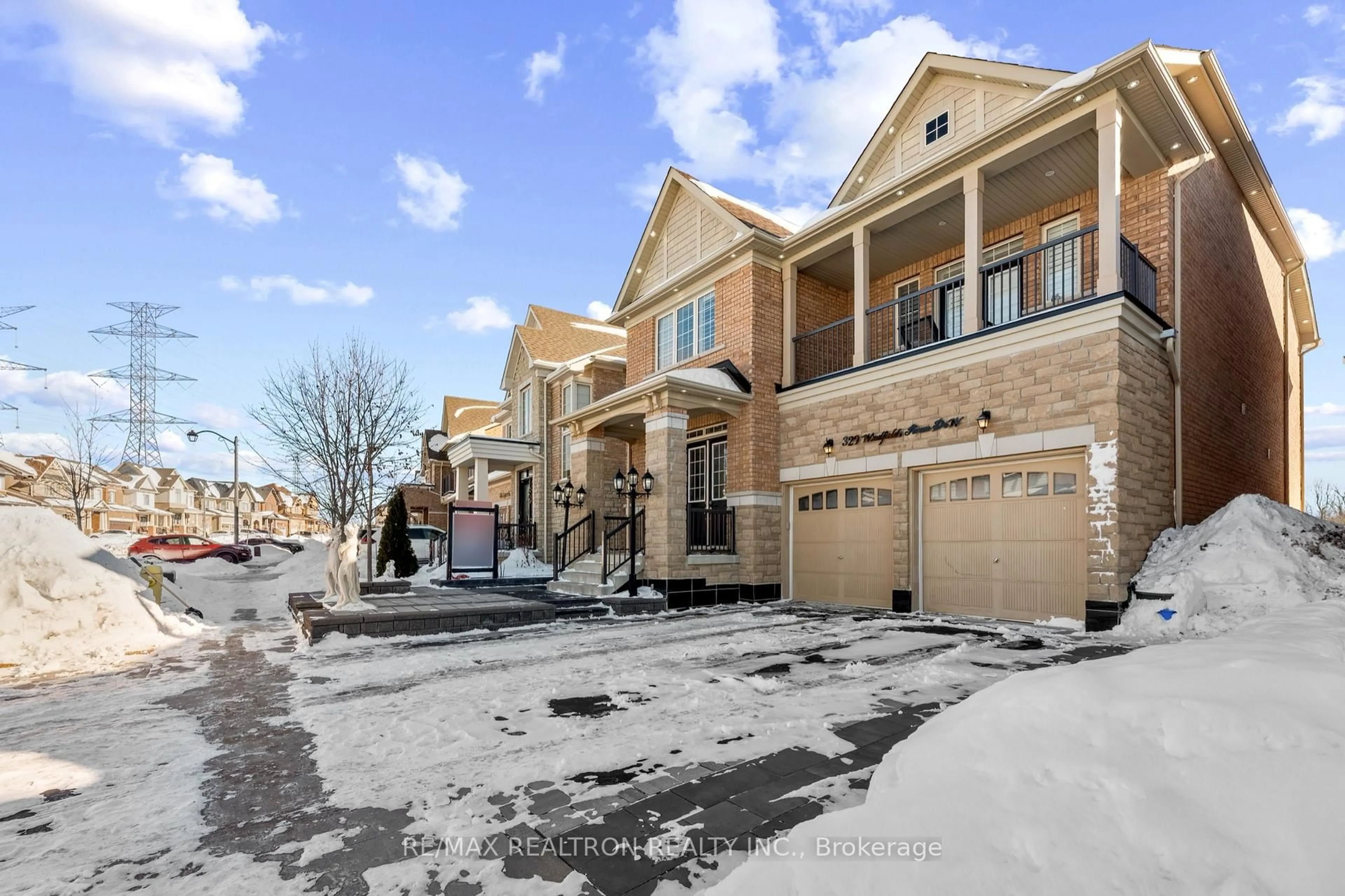 Unknown for 329 Windfield Farm Dr, Oshawa Ontario L1L 0M2