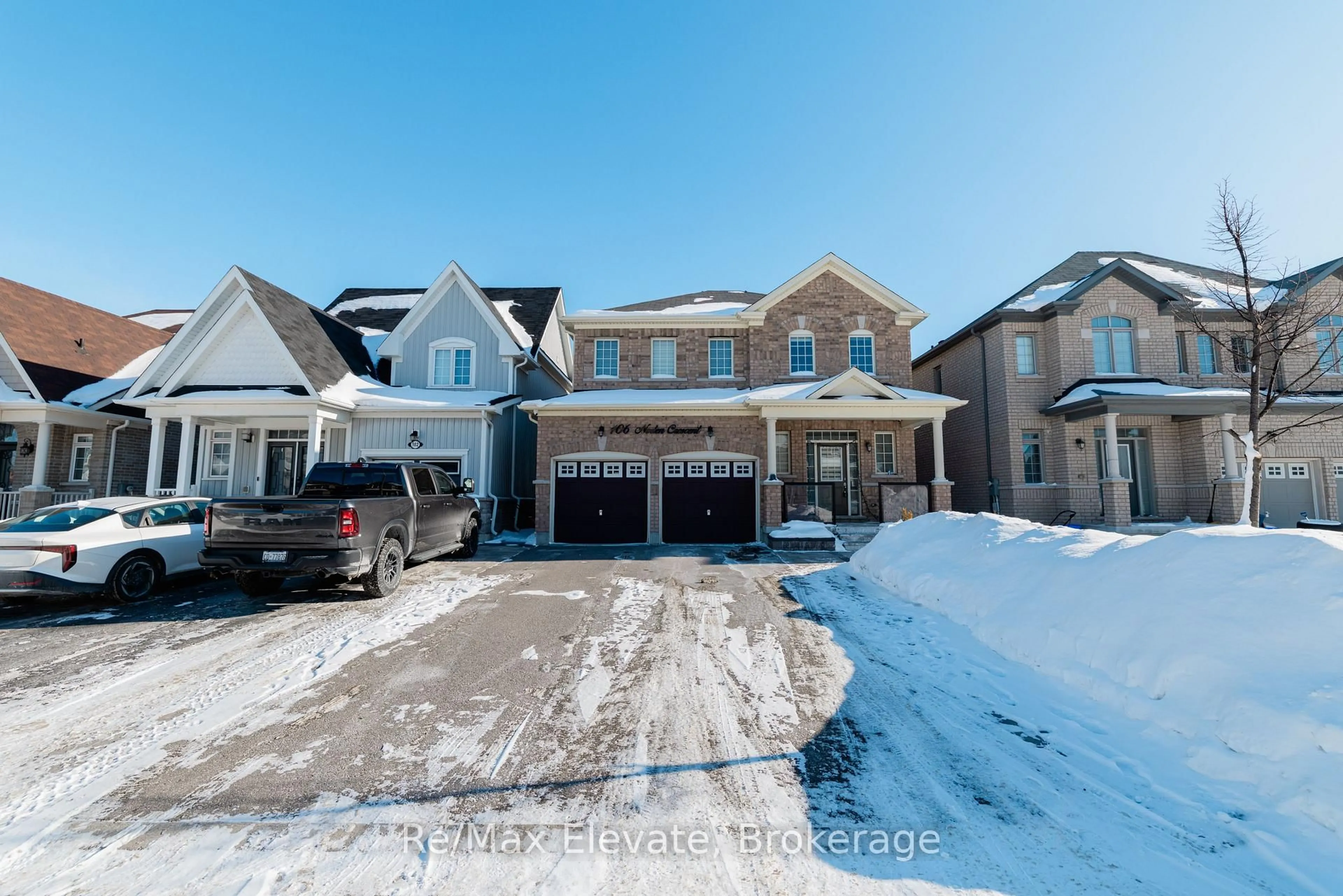 A pic from outside/outdoor area/front of a property/back of a property/a pic from drone, street for 106 Noden Cres, Clarington Ontario L1B 1H3