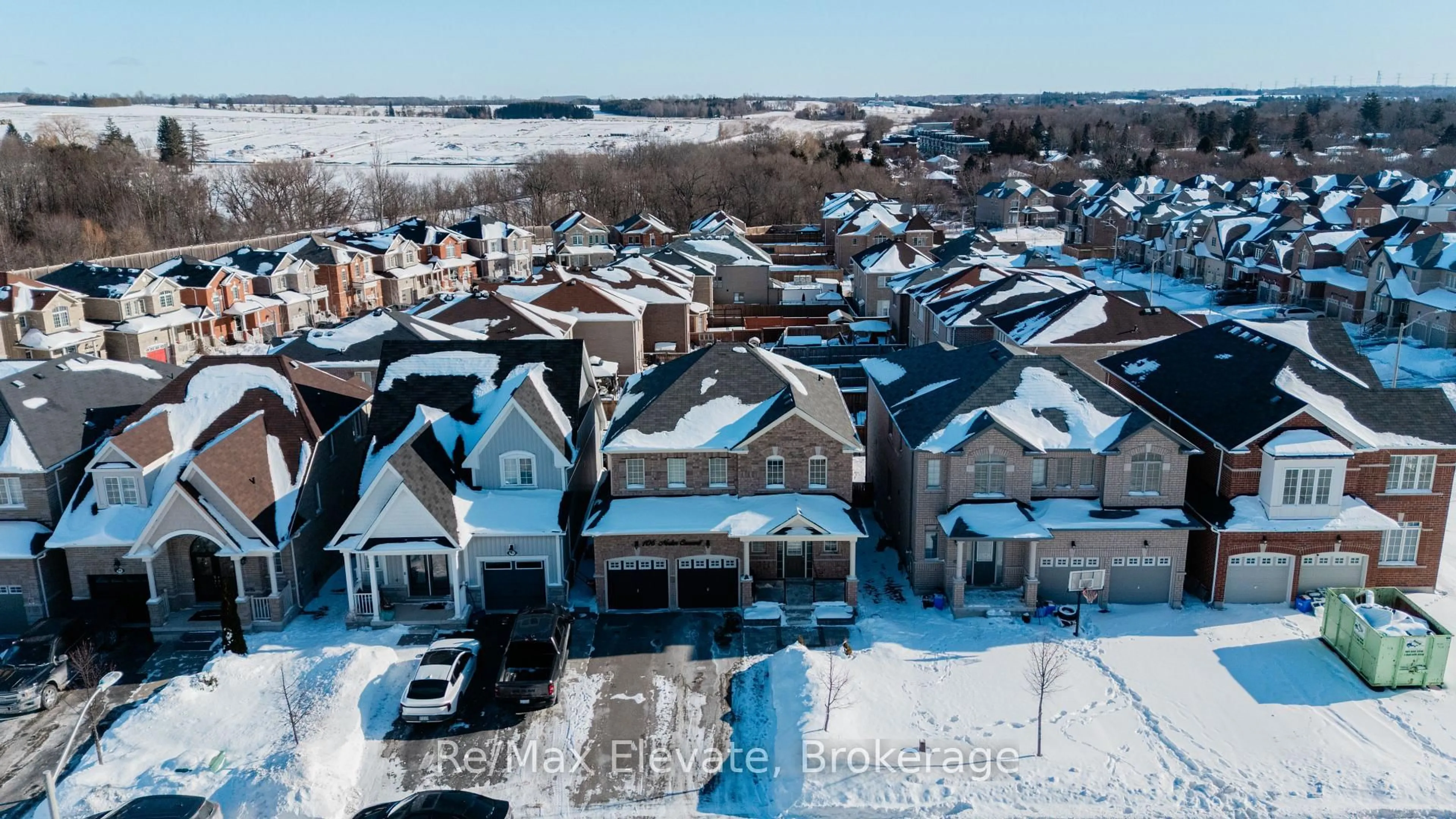 A pic from outside/outdoor area/front of a property/back of a property/a pic from drone, street for 106 Noden Cres, Clarington Ontario L1B 1H3