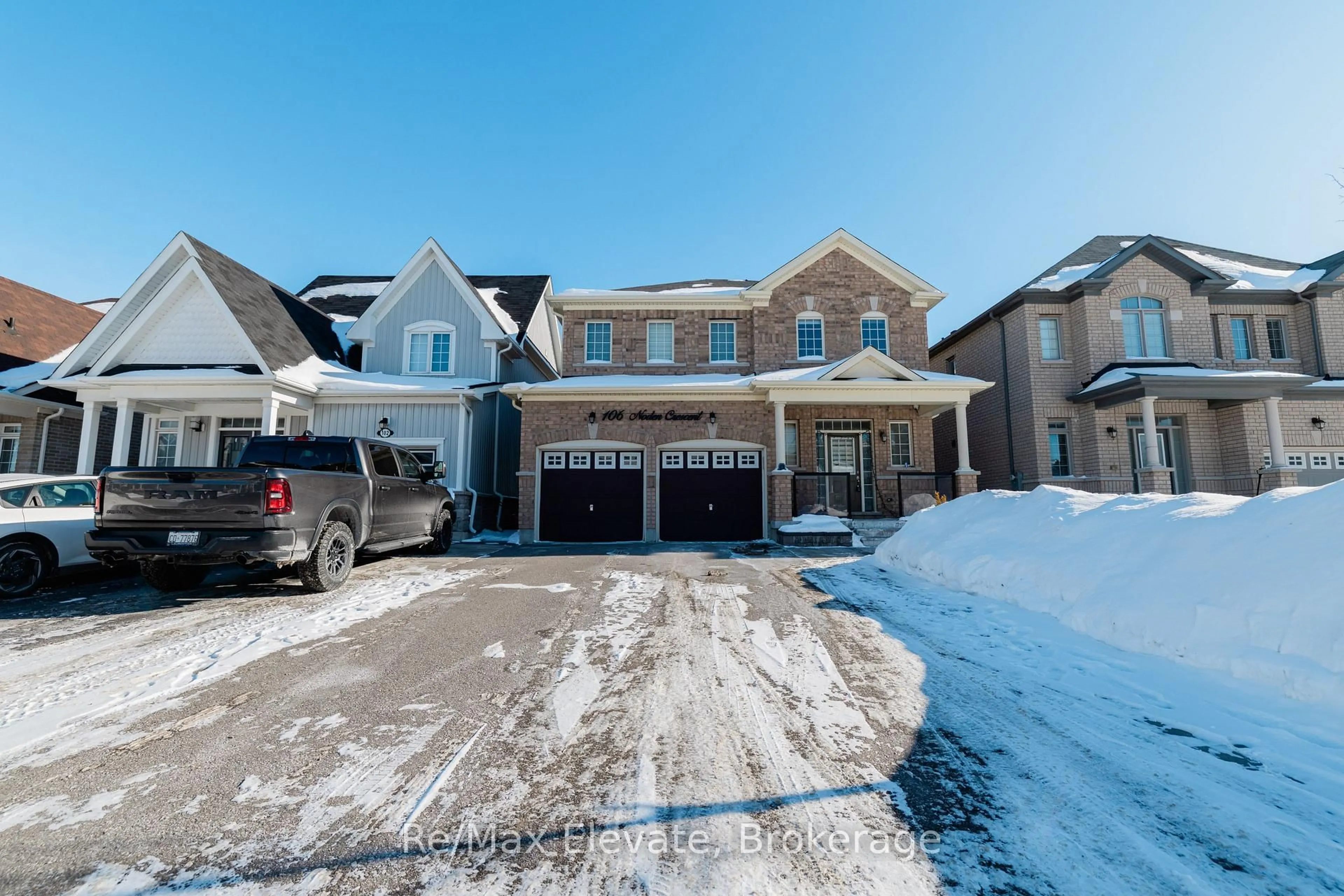 Home with brick exterior material, street for 106 Noden Cres, Clarington Ontario L1B 1H3