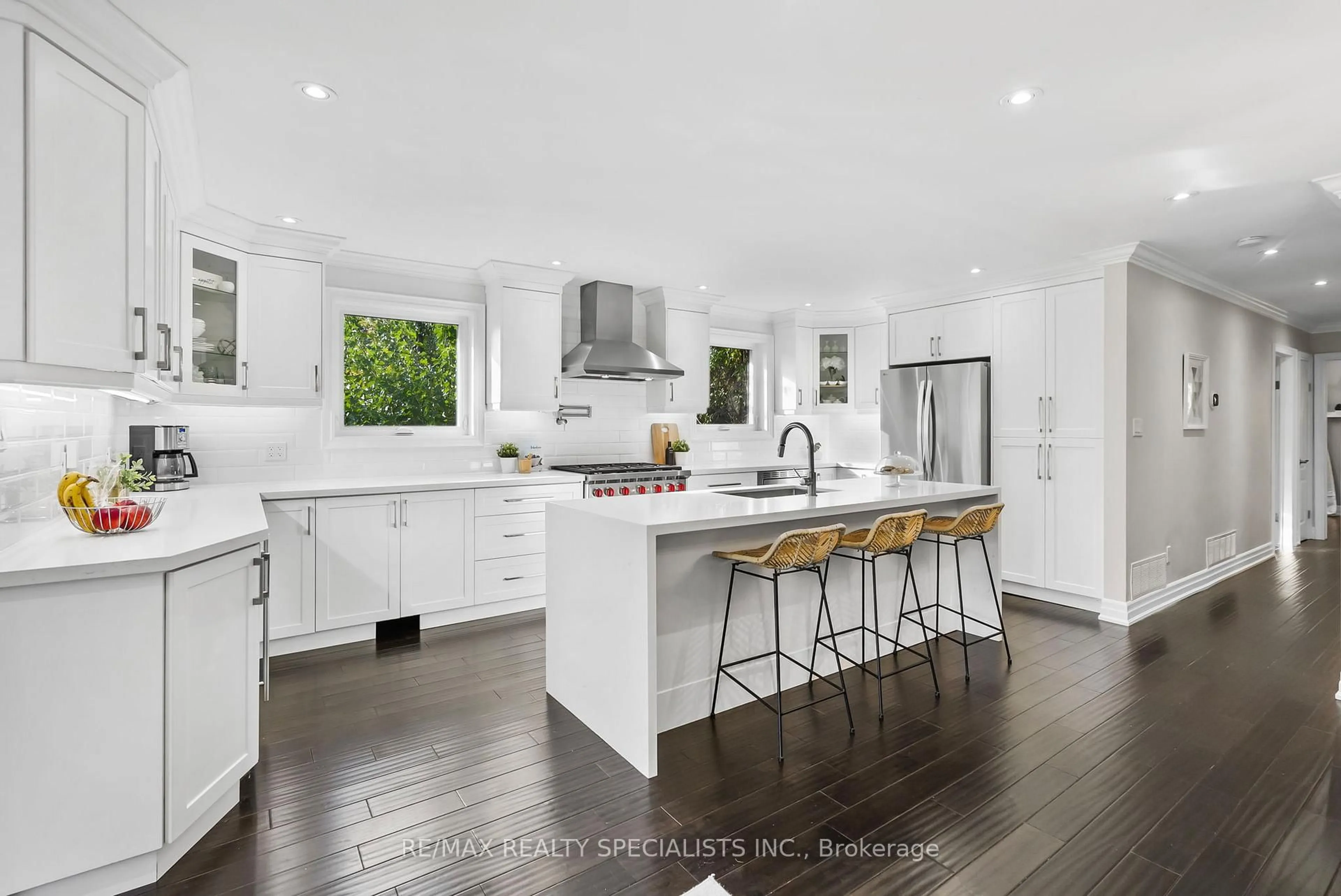 Open concept kitchen, unknown for 8 Brumwell St, Toronto Ontario M1C 2K8