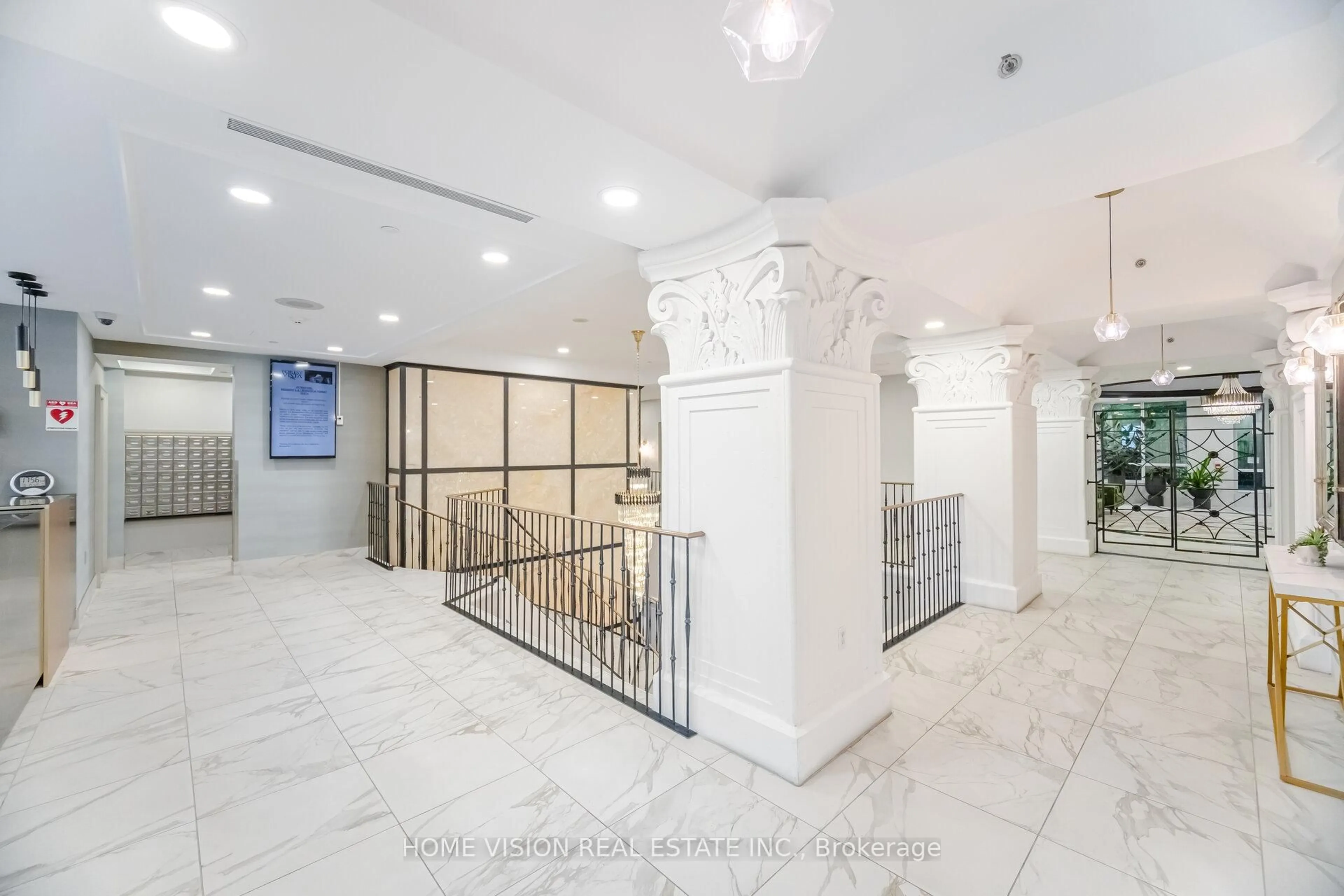 Indoor foyer for 61 Town Centre Crt #2006, Toronto Ontario M1P 5C5