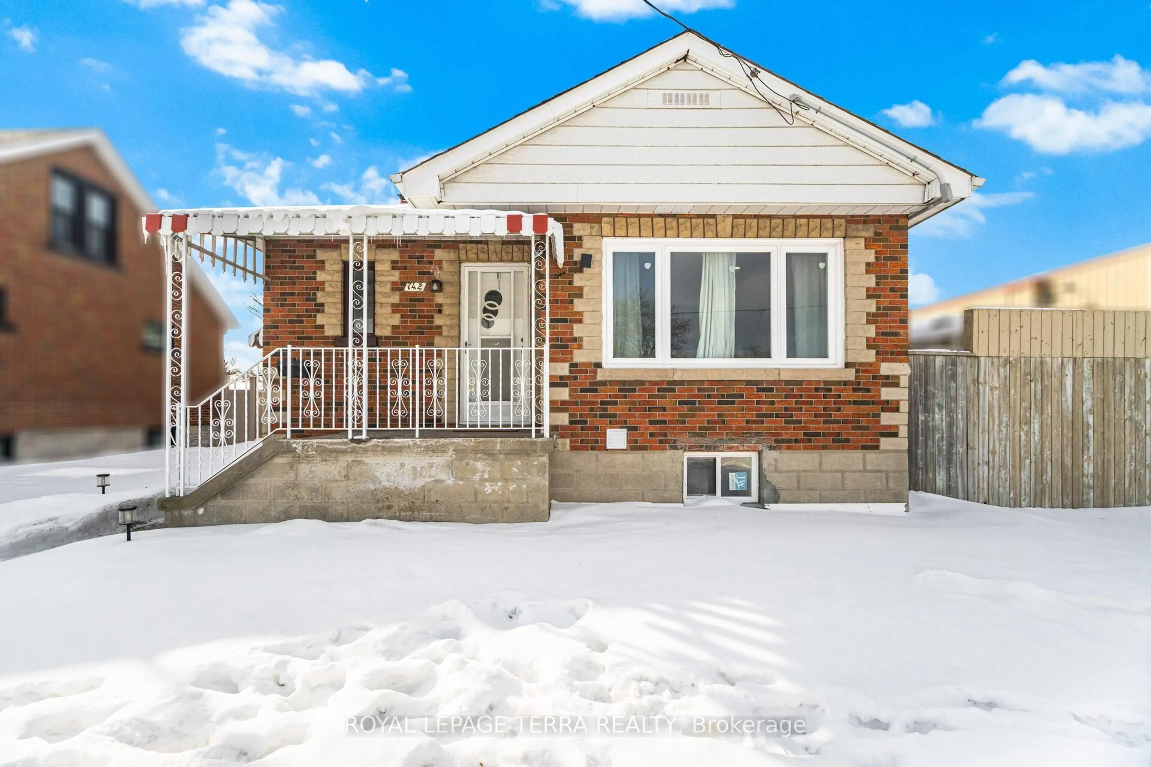Home with brick exterior material, street for 742 Ritson Rd, Oshawa Ontario L1H 5L1