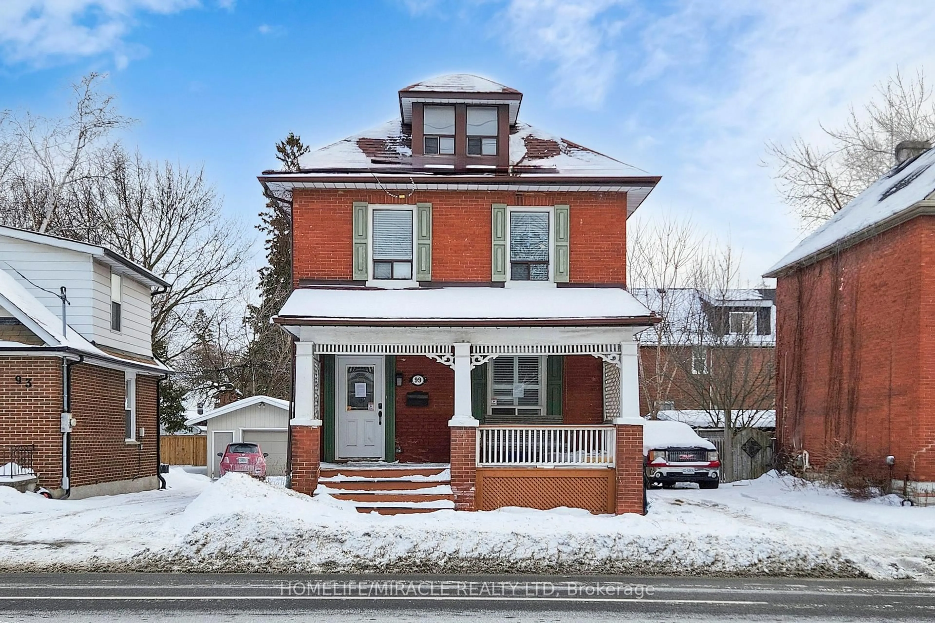 Home with brick exterior material, street for 99 Adelaide Ave, Oshawa Ontario L1G 1Y5