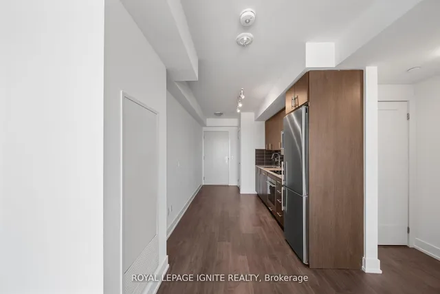 2550 Simcoe St #906, Oshawa 3