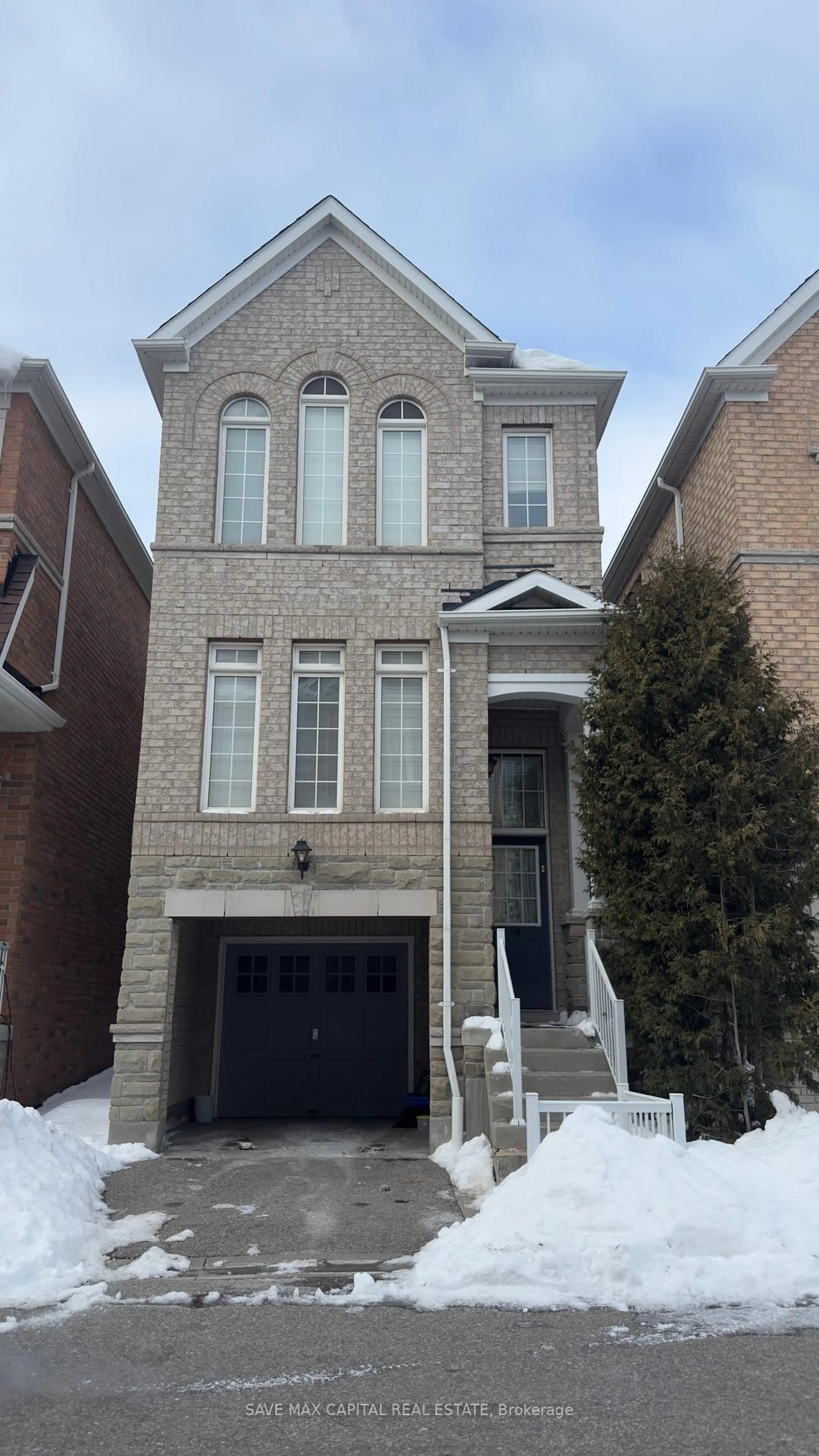 Home with brick exterior material, street for 530 Kingston Rd #19, Pickering Ontario L1V 0C3