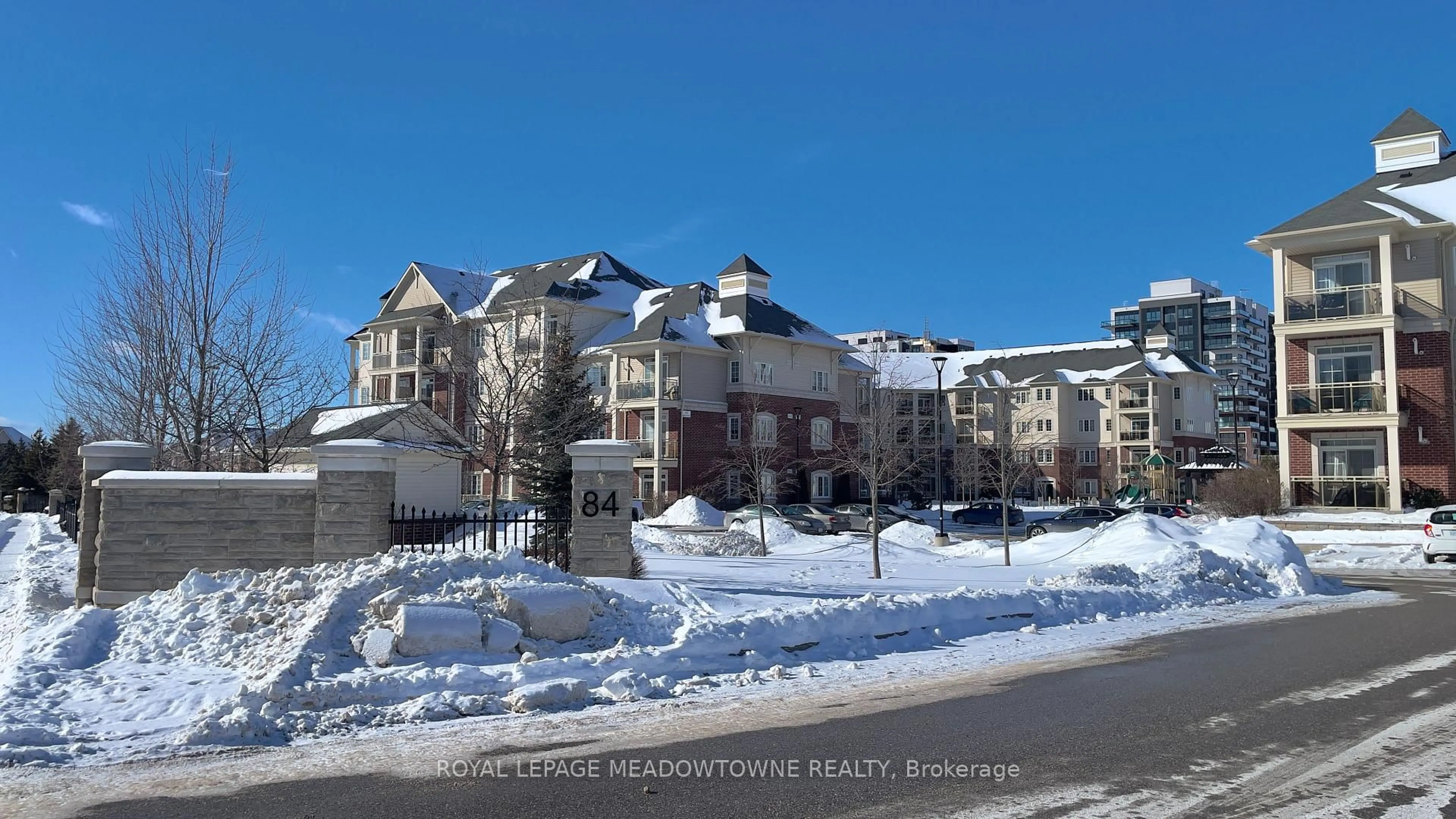A pic from outside/outdoor area/front of a property/back of a property/a pic from drone, mountain view for 84 Aspen Springs Dr #416, Clarington Ontario L1C 0V3