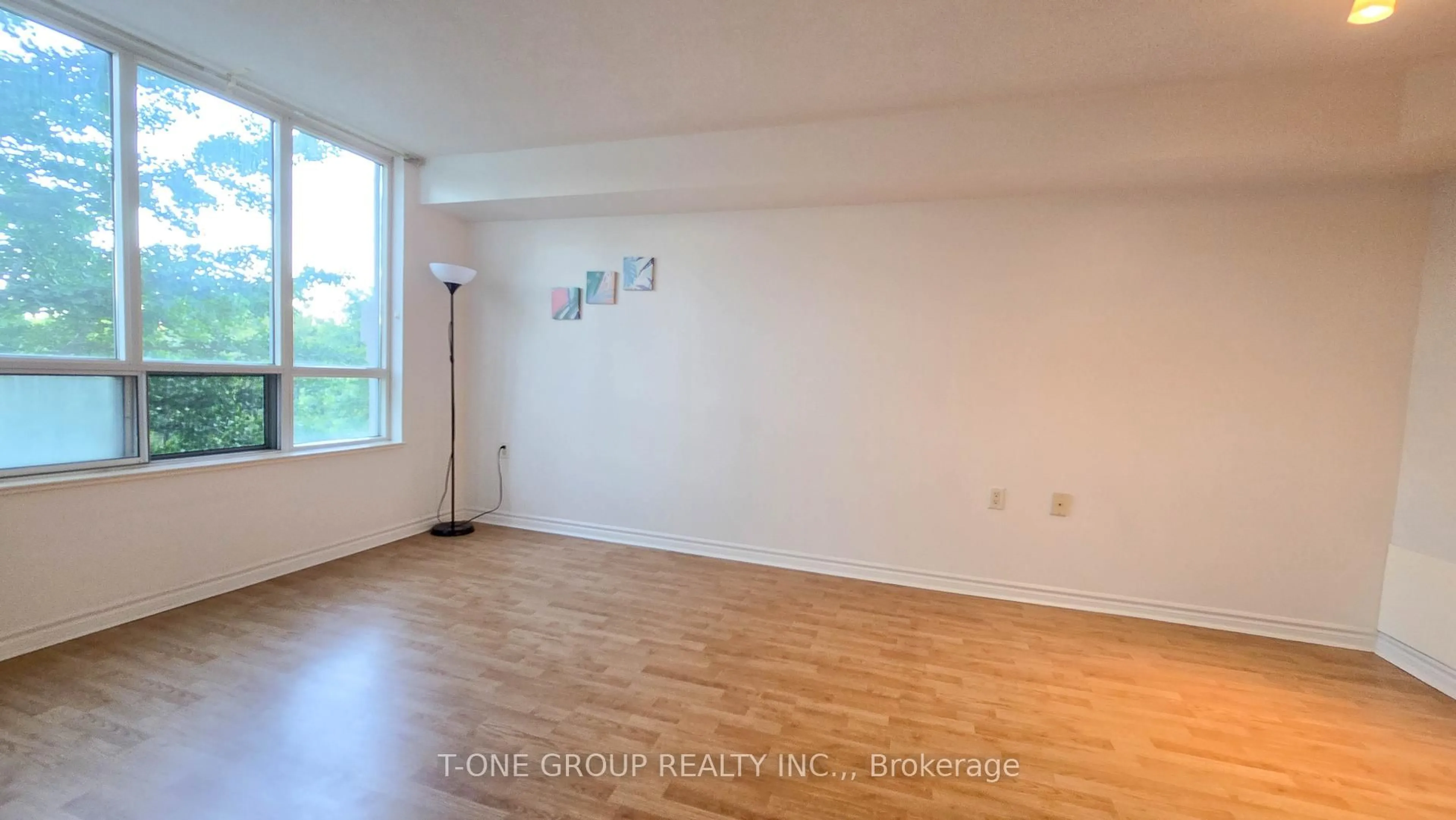 A pic of a room for 2627 Mccowan Rd #315, Toronto Ontario M1S 5T1