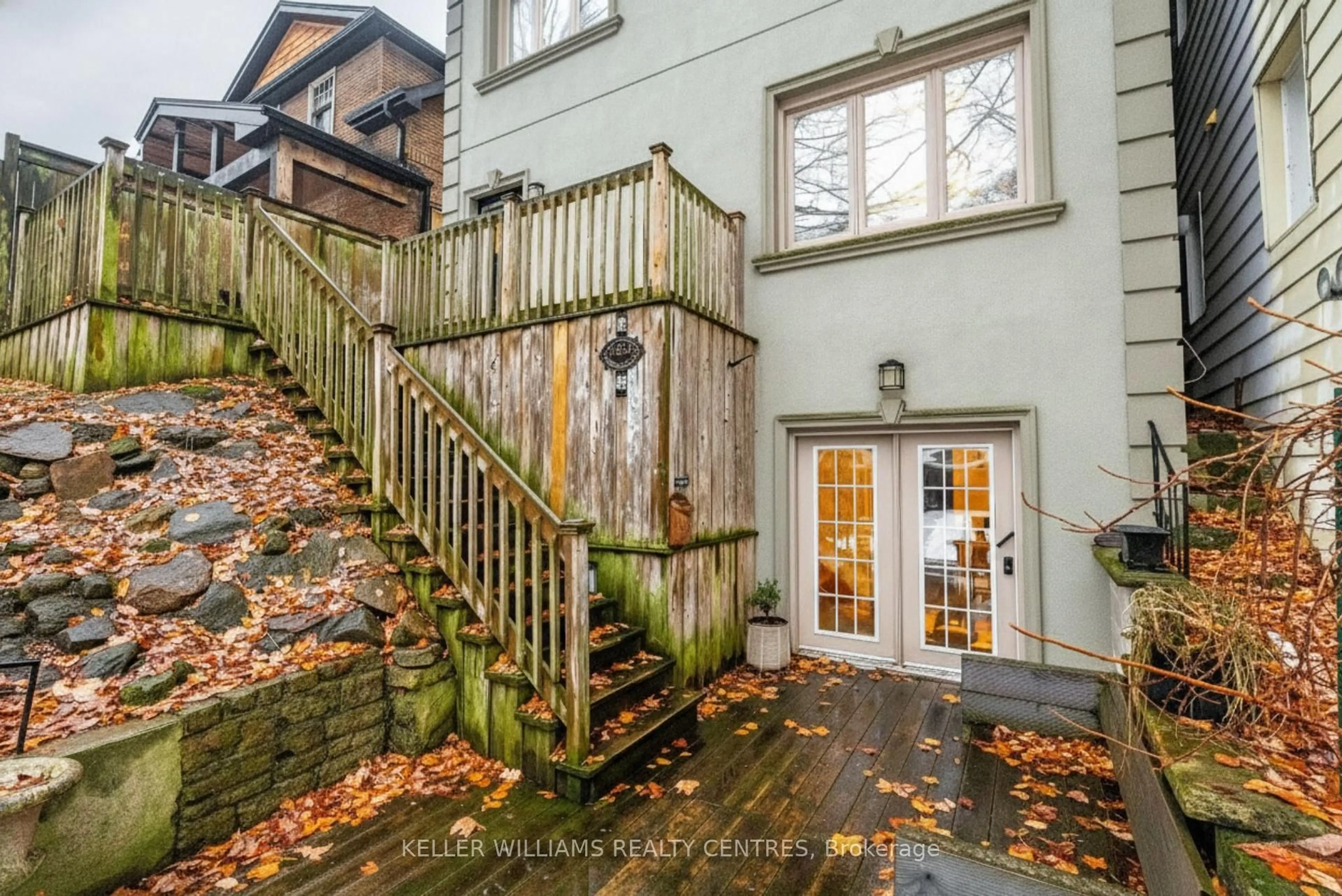 Unknown for 122A Neville Park Blvd, Toronto Ontario M4E 3P8