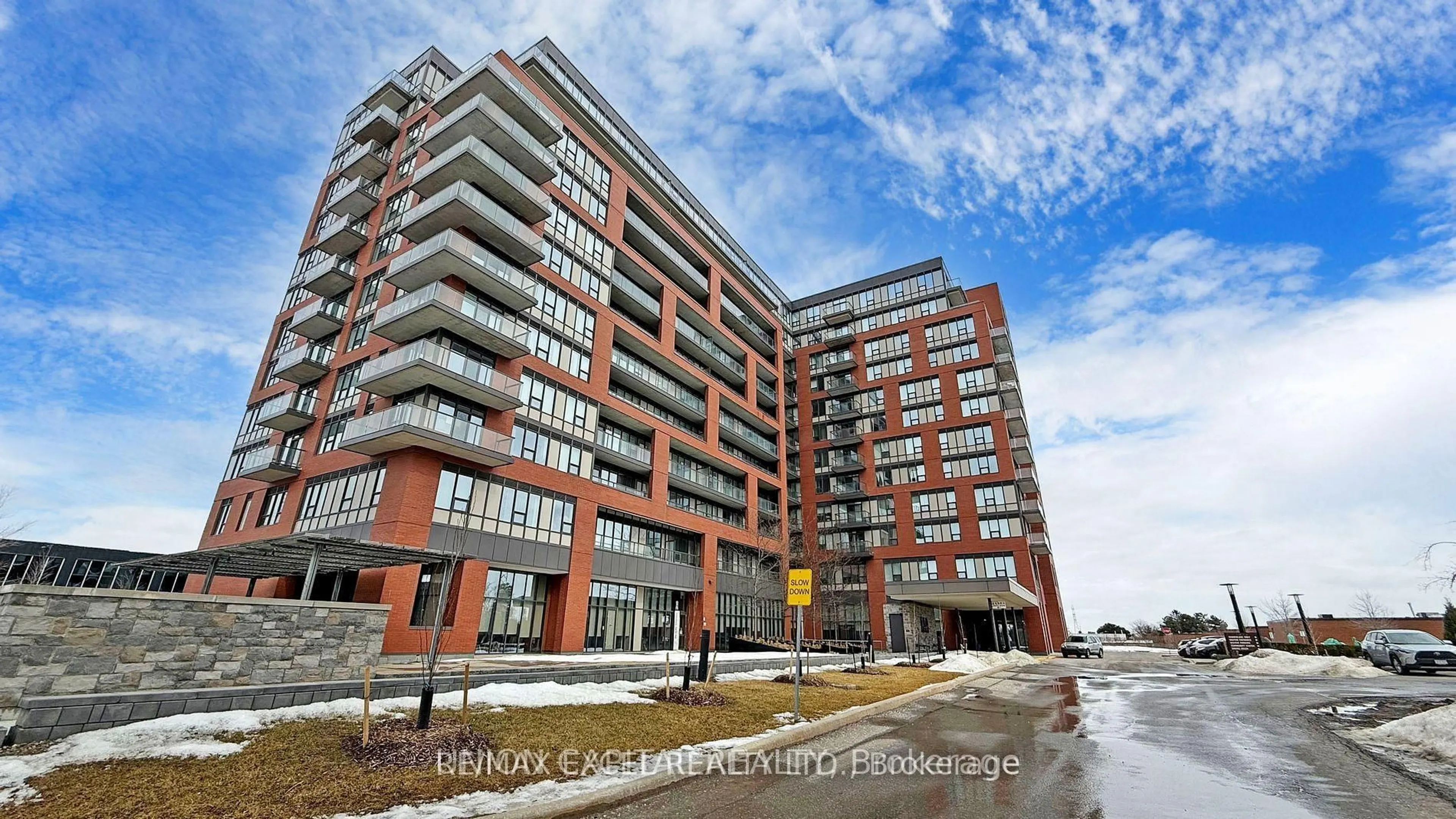 Indoor foyer for 1038 Mcnicoll Ave #308, Toronto Ontario M1W 0A4