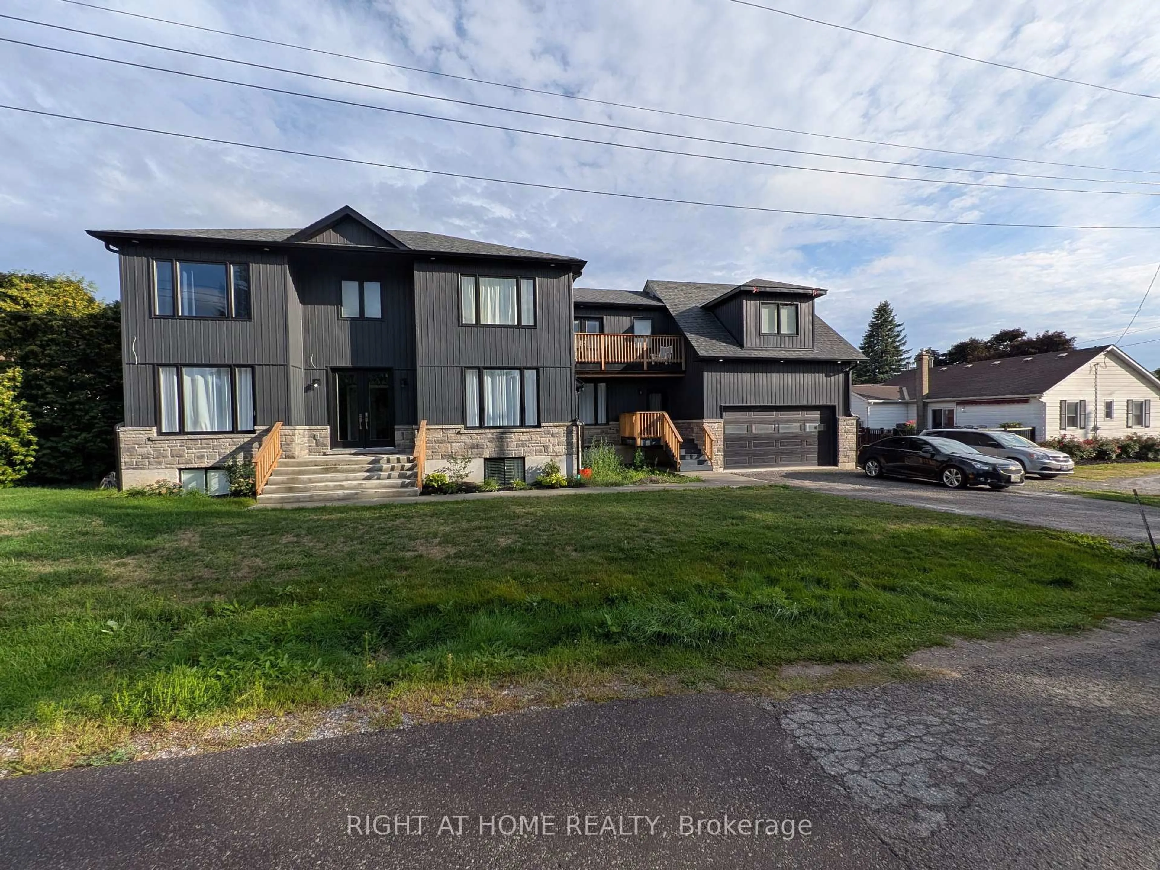 A pic from outside/outdoor area/front of a property/back of a property/a pic from drone, street for 5 Phair Ave, Clarington Ontario L1E 2W5